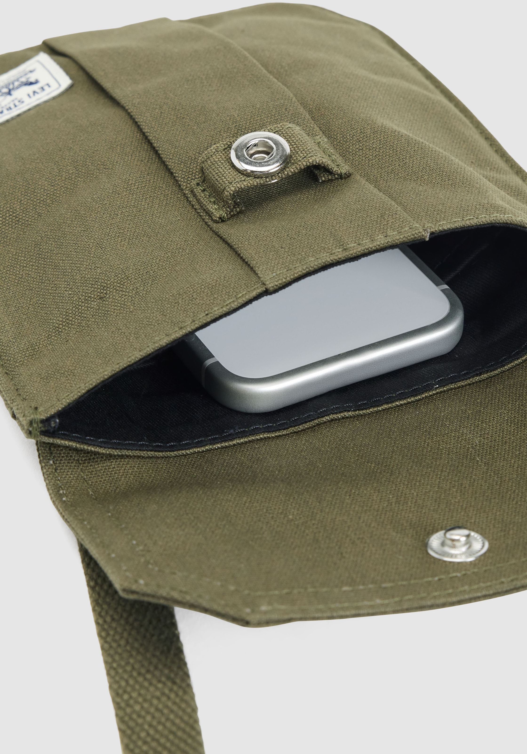 Levi's® Umhängetasche »DUBOCE CROSSBODY POUCH« mit Logo Stickerei