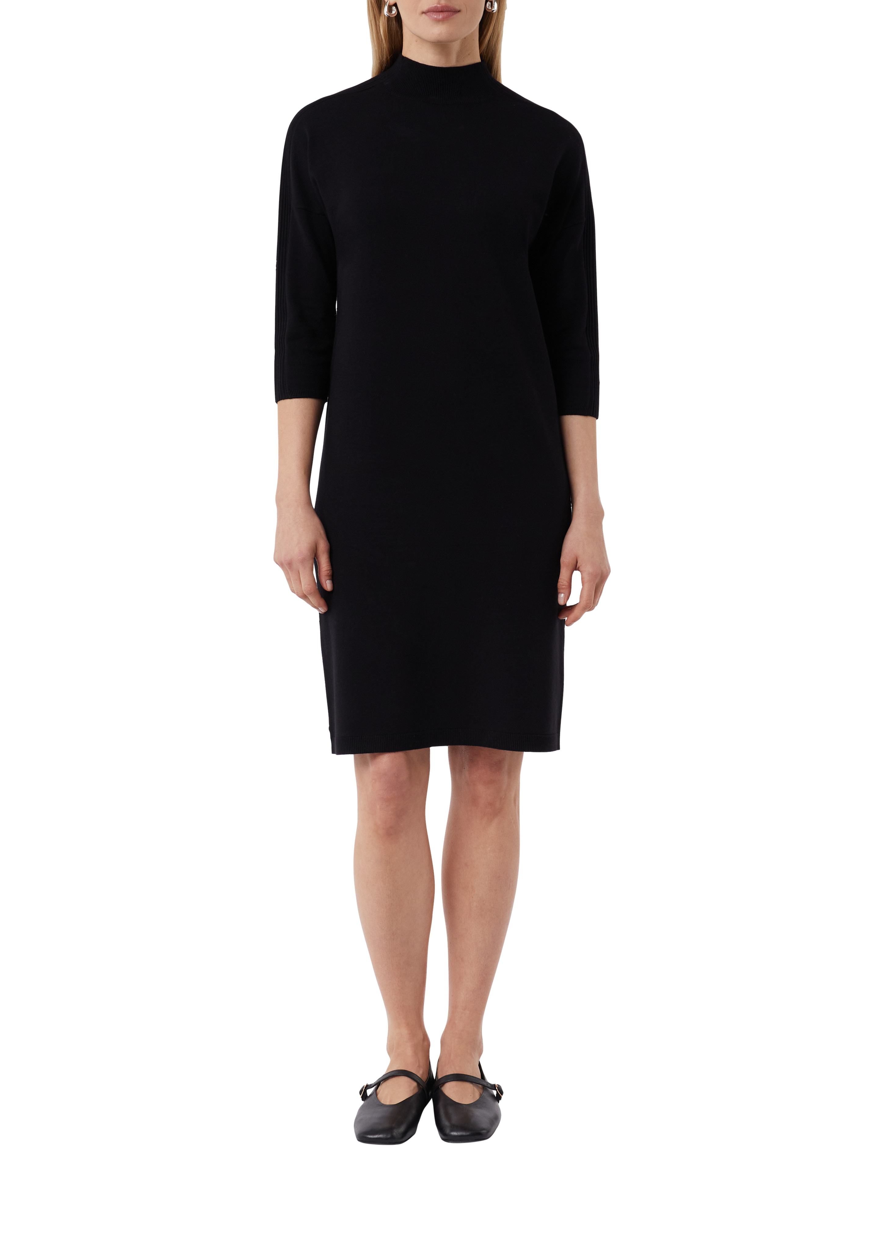 Comma Strickkleid mit überschnittenen Schultern
