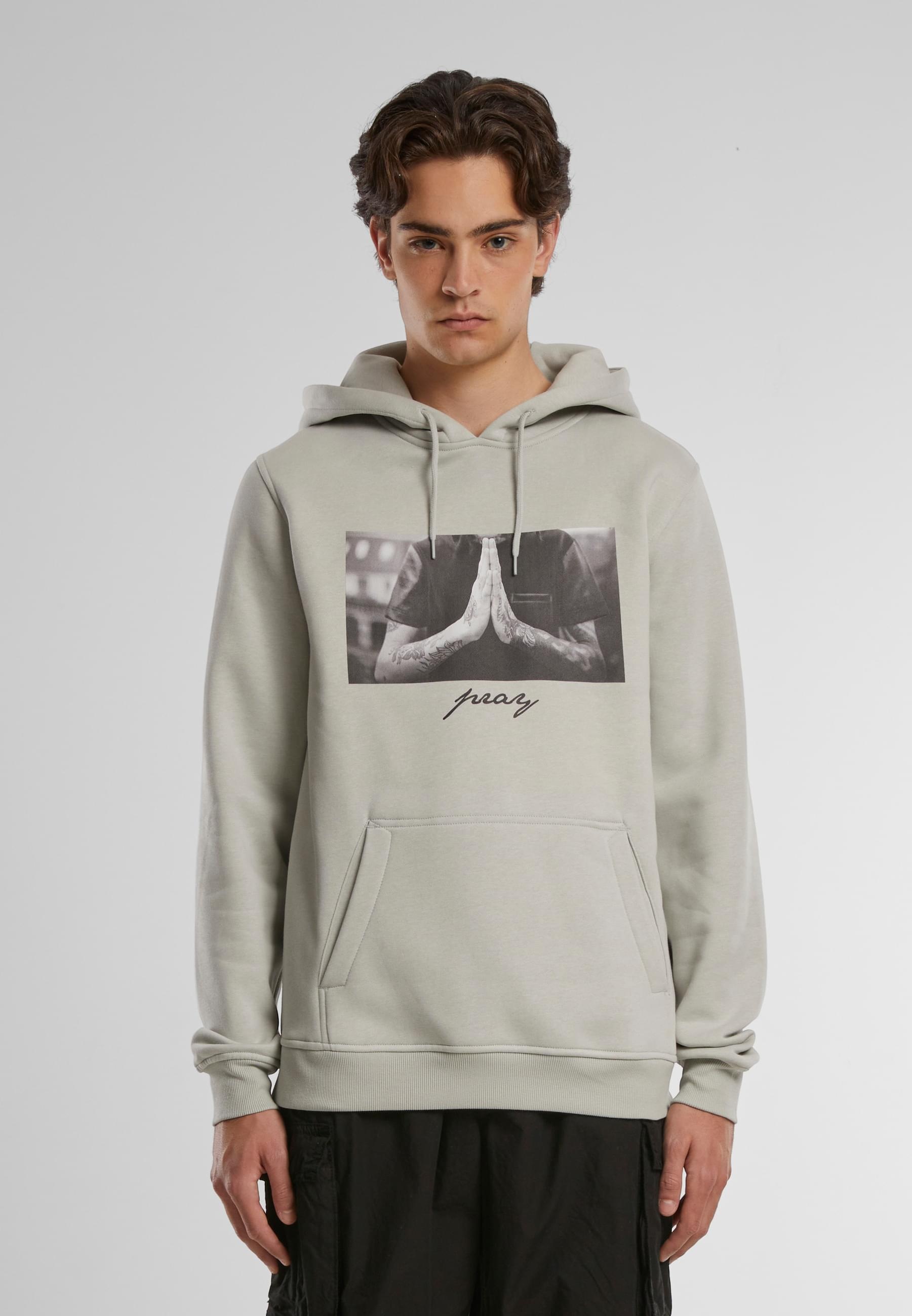 MisterTee Sweatshirt »MisterTee Herren Pray Hoody«, (1 tlg.)