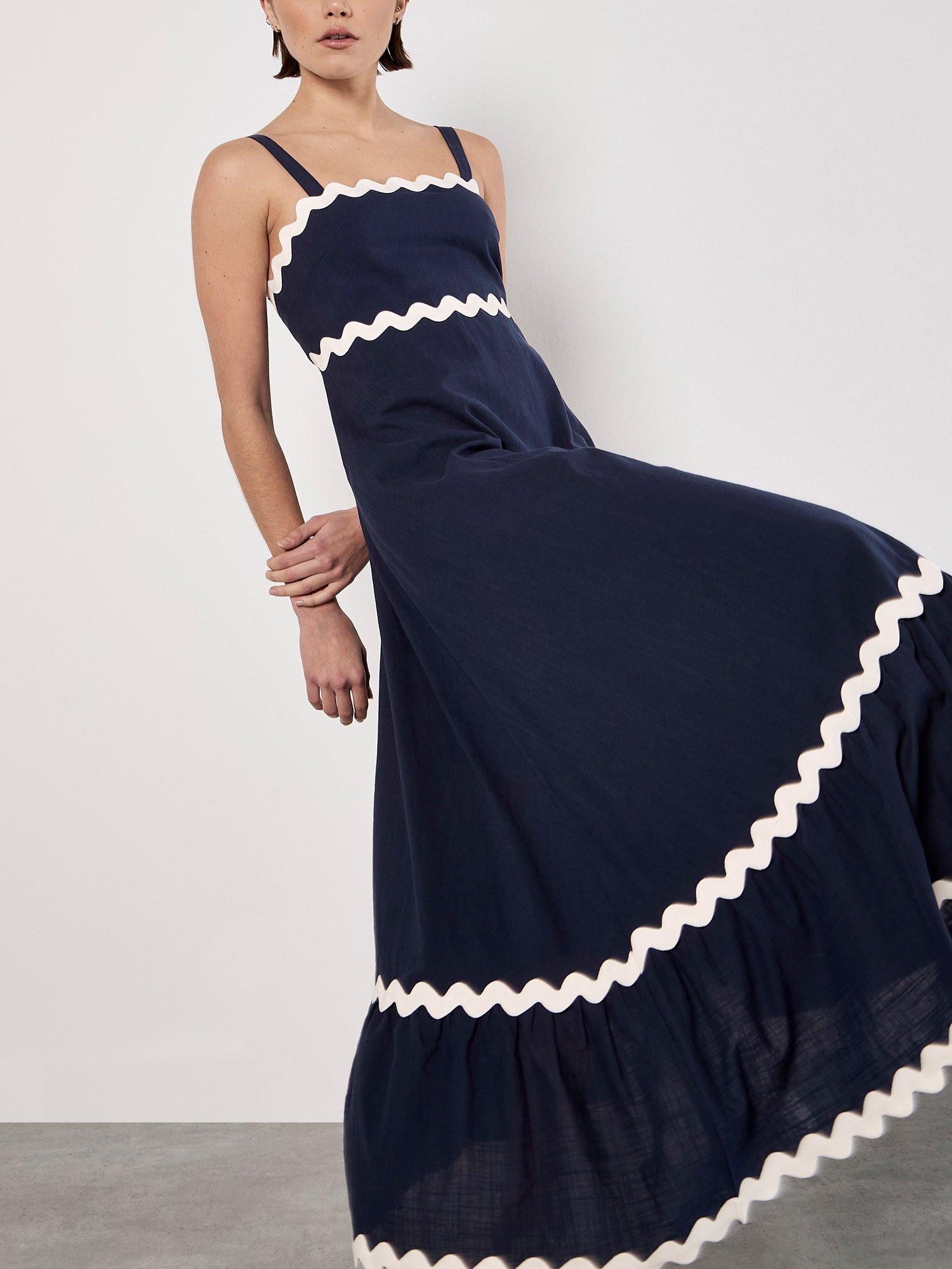 Apricot Volantkleid »Maxikleid« Trägerkleid
