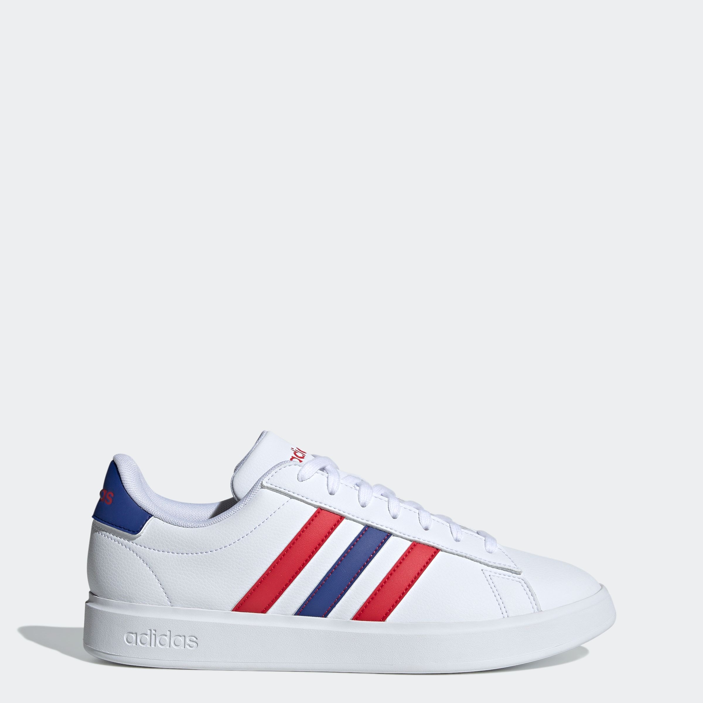adidas Sportswear Sneaker »GRAND COURT CLOUDFOAM COMFORT«, Design auf den Spuren des adidas Superstar