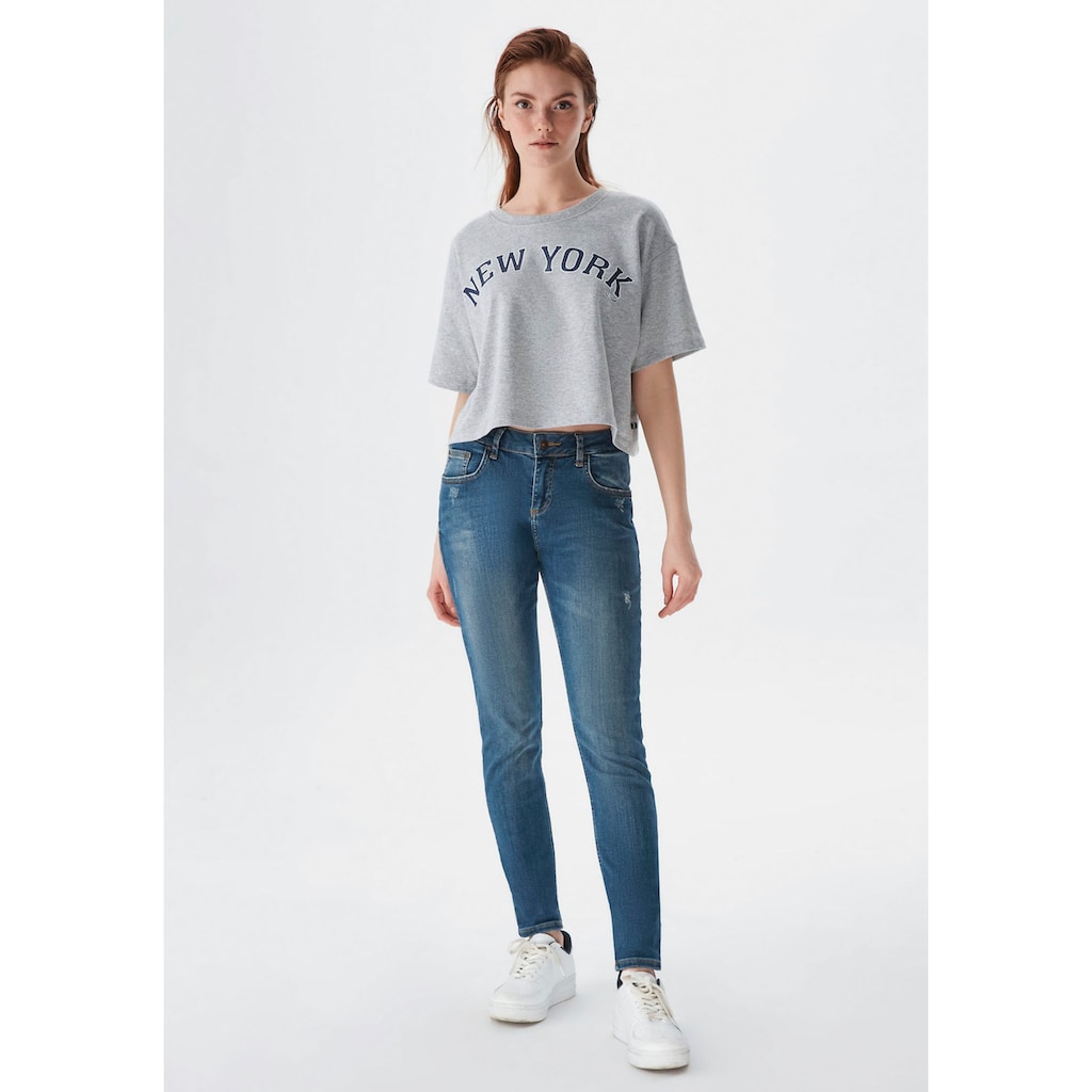 LTB Boyfriend-Jeans »MIKA C«, mit gerade zulaufendem Beinverlauf, hoher Leibhöhe und Taschen