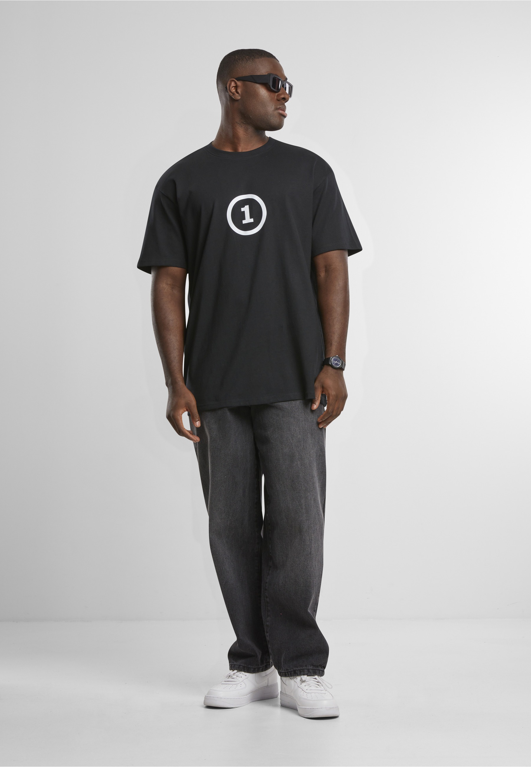 Upscale by Mister Tee T-Shirt »Upscale by Mister Tee Strictly Businnes Oversize Tee« 1 Stk.