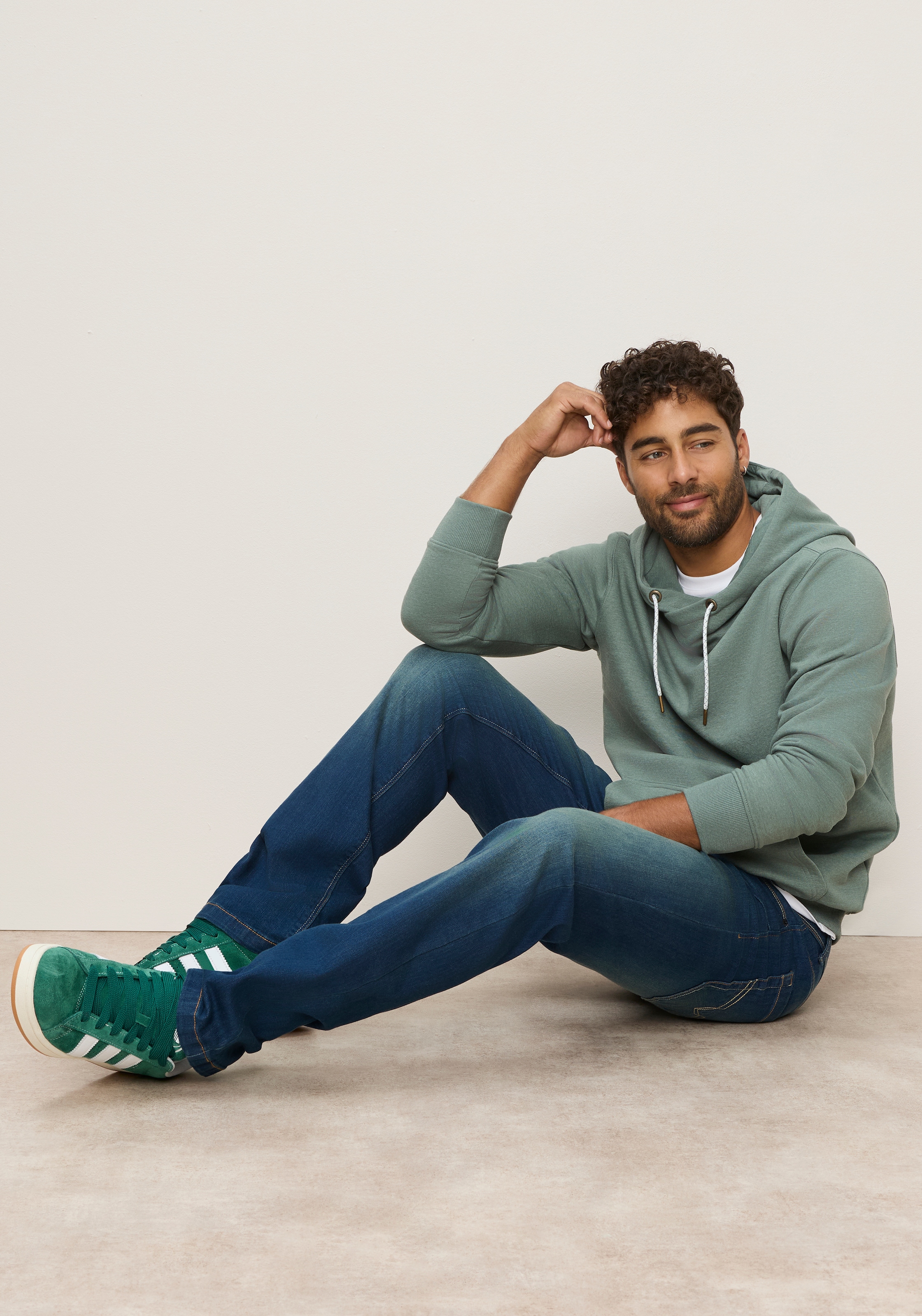 Man's World Kapuzensweatshirt , mit weitem Halsaussschnitt, auch in großen Größen erhältlich
