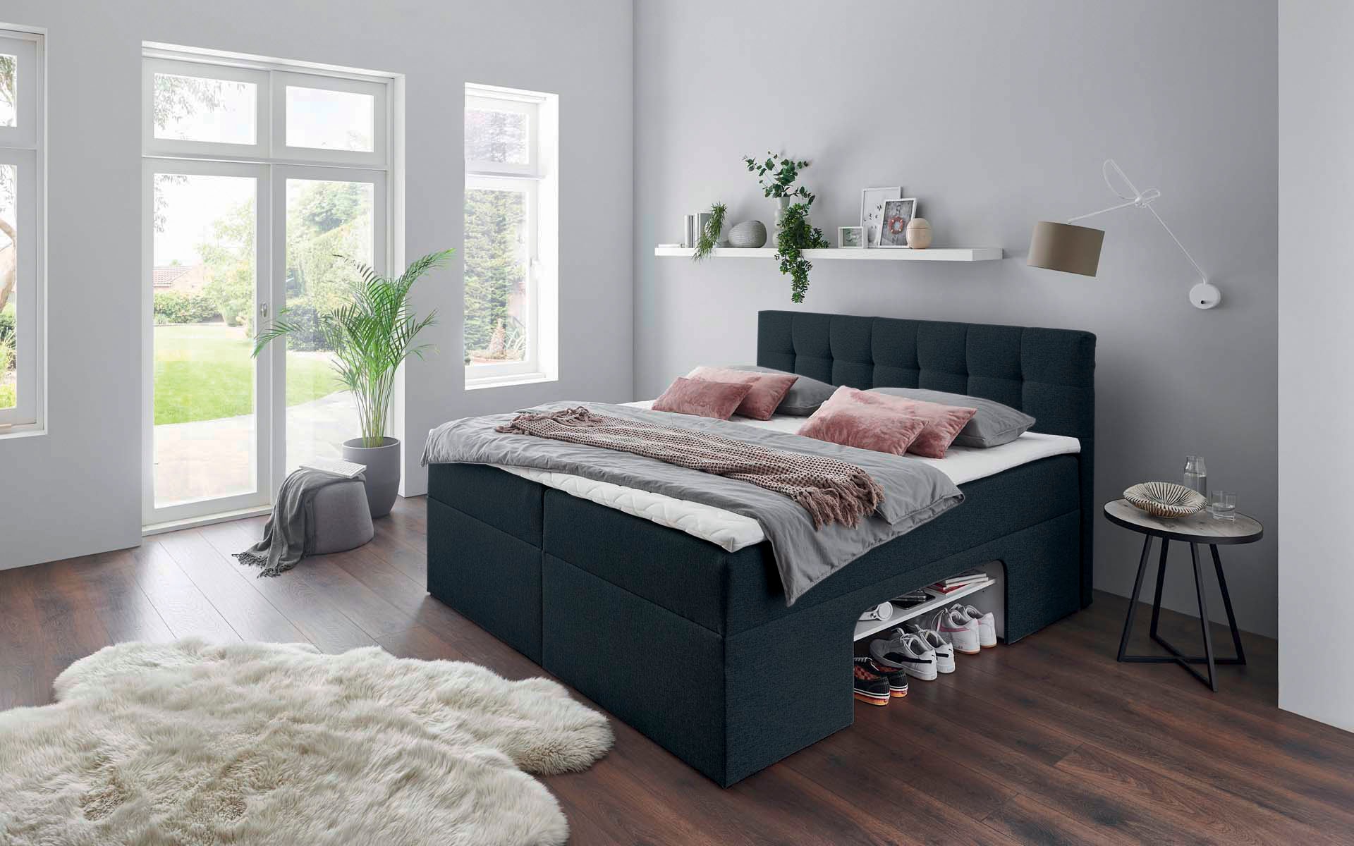 Places of Style Boxbett, Nische im Bettkasten für zusätzlichen Stauraum