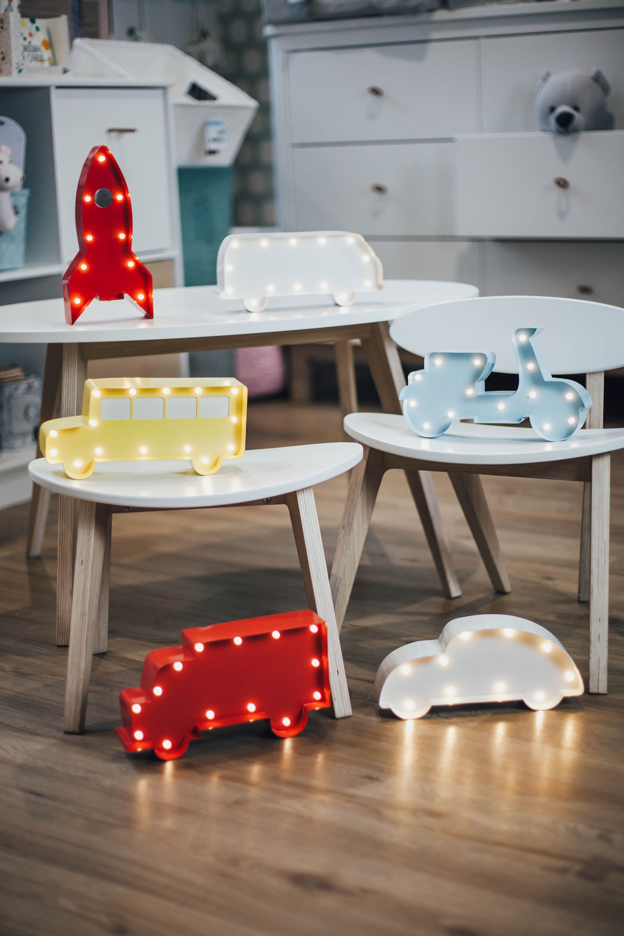 MARQUEE LIGHTS LED Dekolicht »Campingbus«, 14 flammig, Leuchtmittel LED-Modul | LED fest integriert, Wandlampe, Tischlampe Bus, Wohnwagen, Bully 14 Leuchtmittel - 23x10 cm