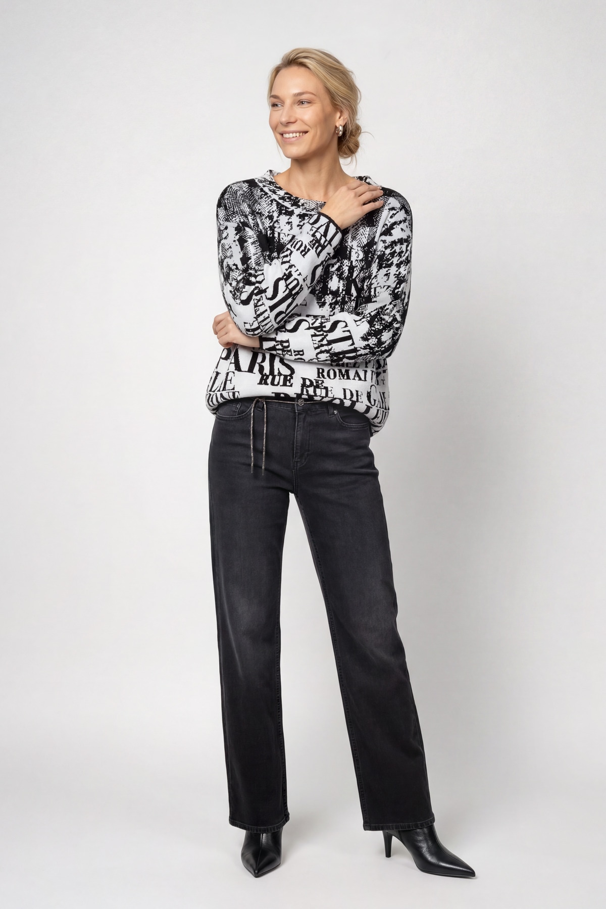 Monari Rundhalspullover »Pullover Buchstabenjacquard« Regular fit mit Rundhalsausschnitt