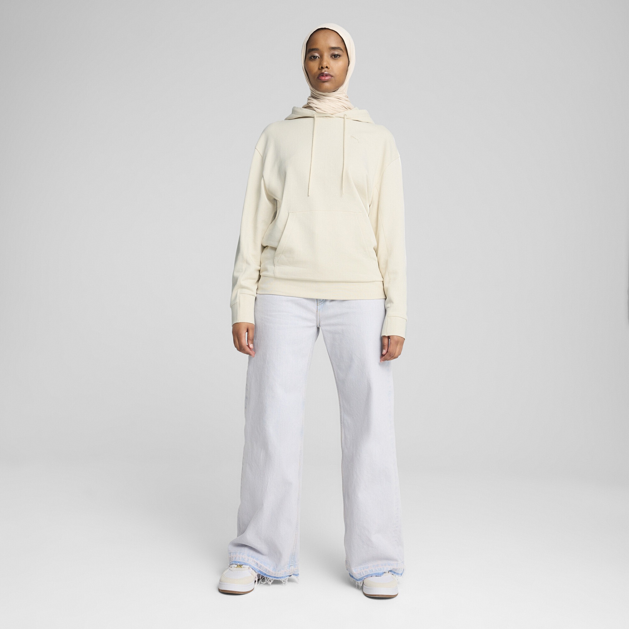 PUMA Hoodie »ESS Relaxed Fit Hoodie Damen«