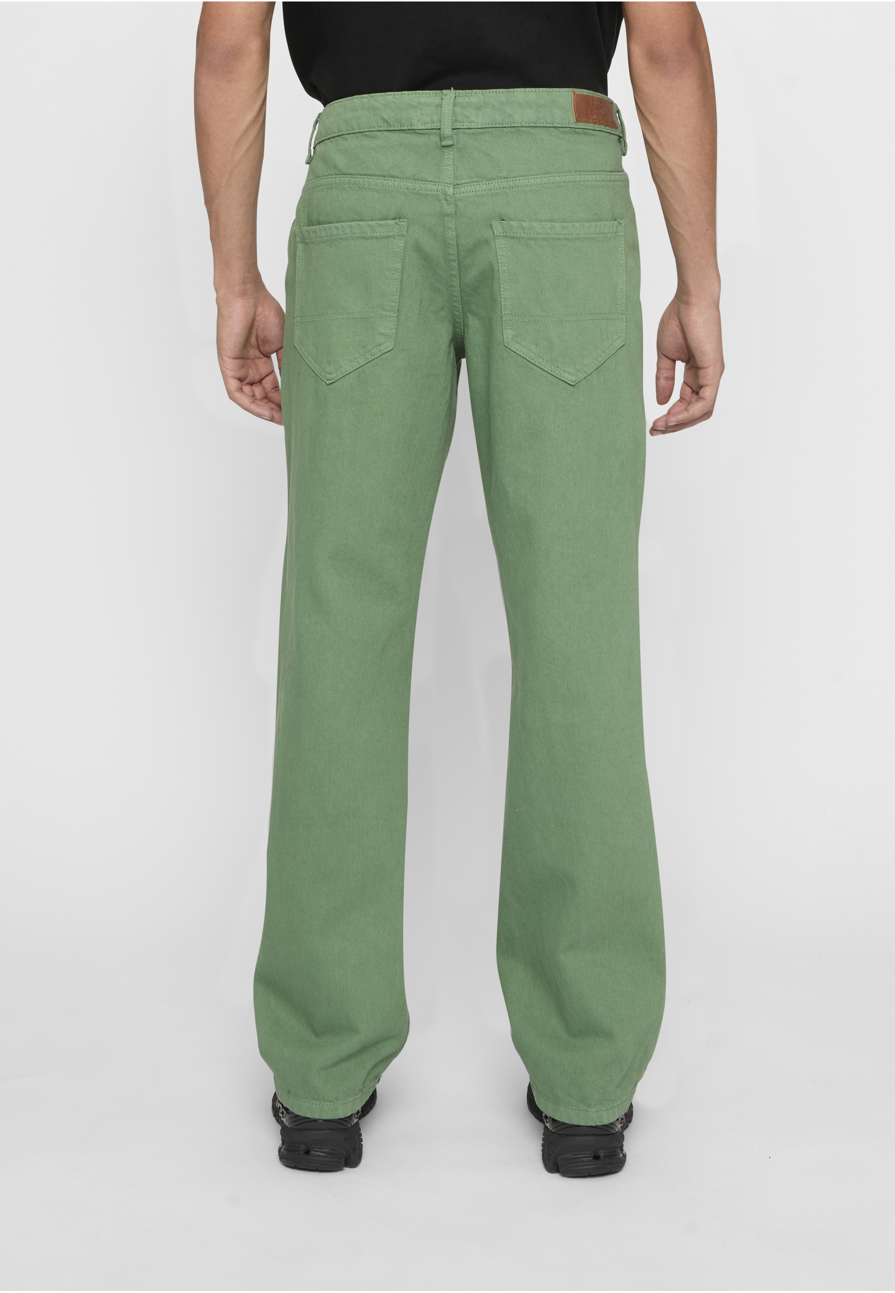 URBAN CLASSICS Bequeme Jeans »Urban Classics Herren Colored Loose Fit Jeans«