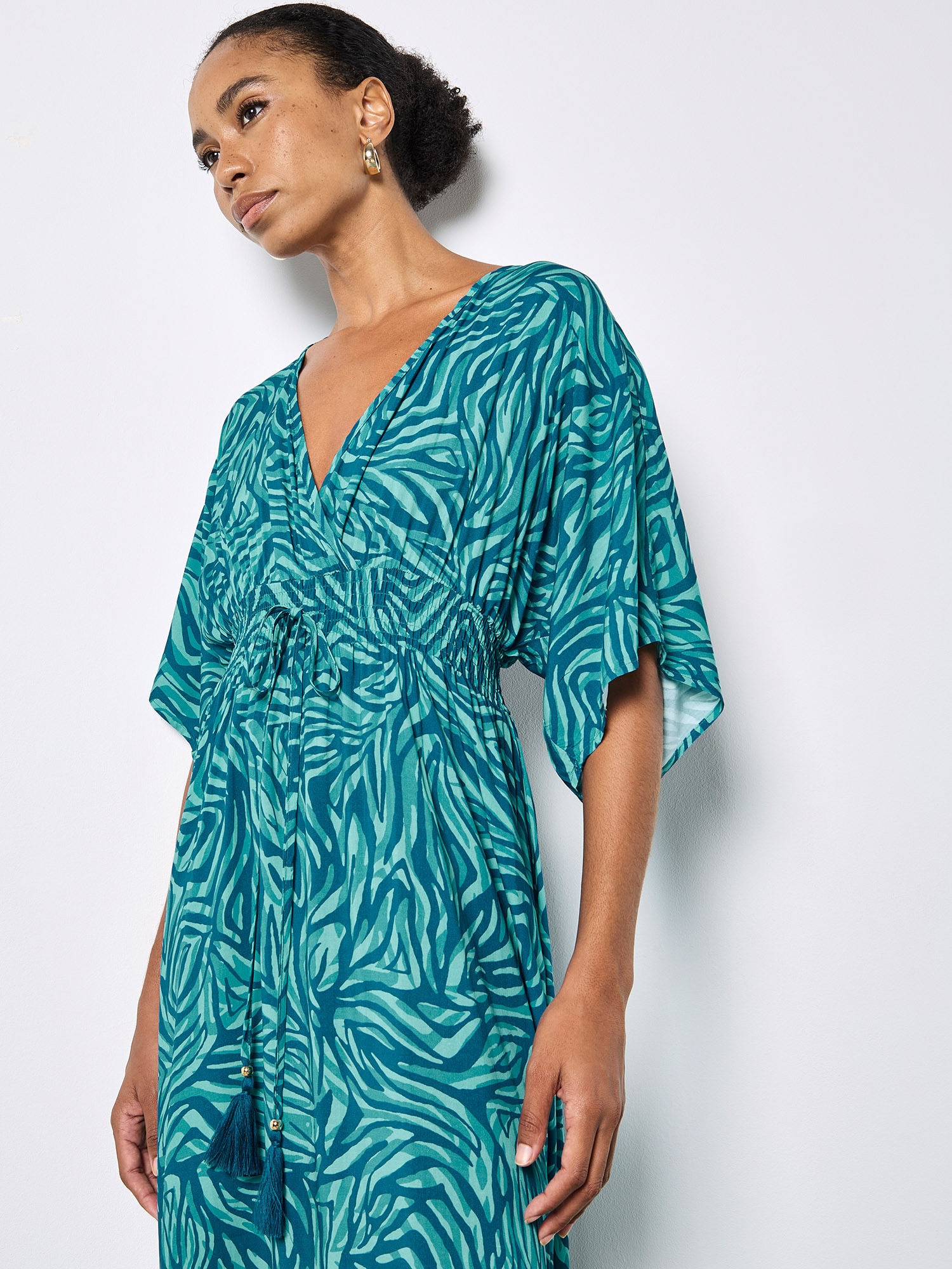 Apricot Midikleid »Midikleid« mit Kordel, 2 Stk. tlg. mit Zebra-Print und Kimono-Ärmeln