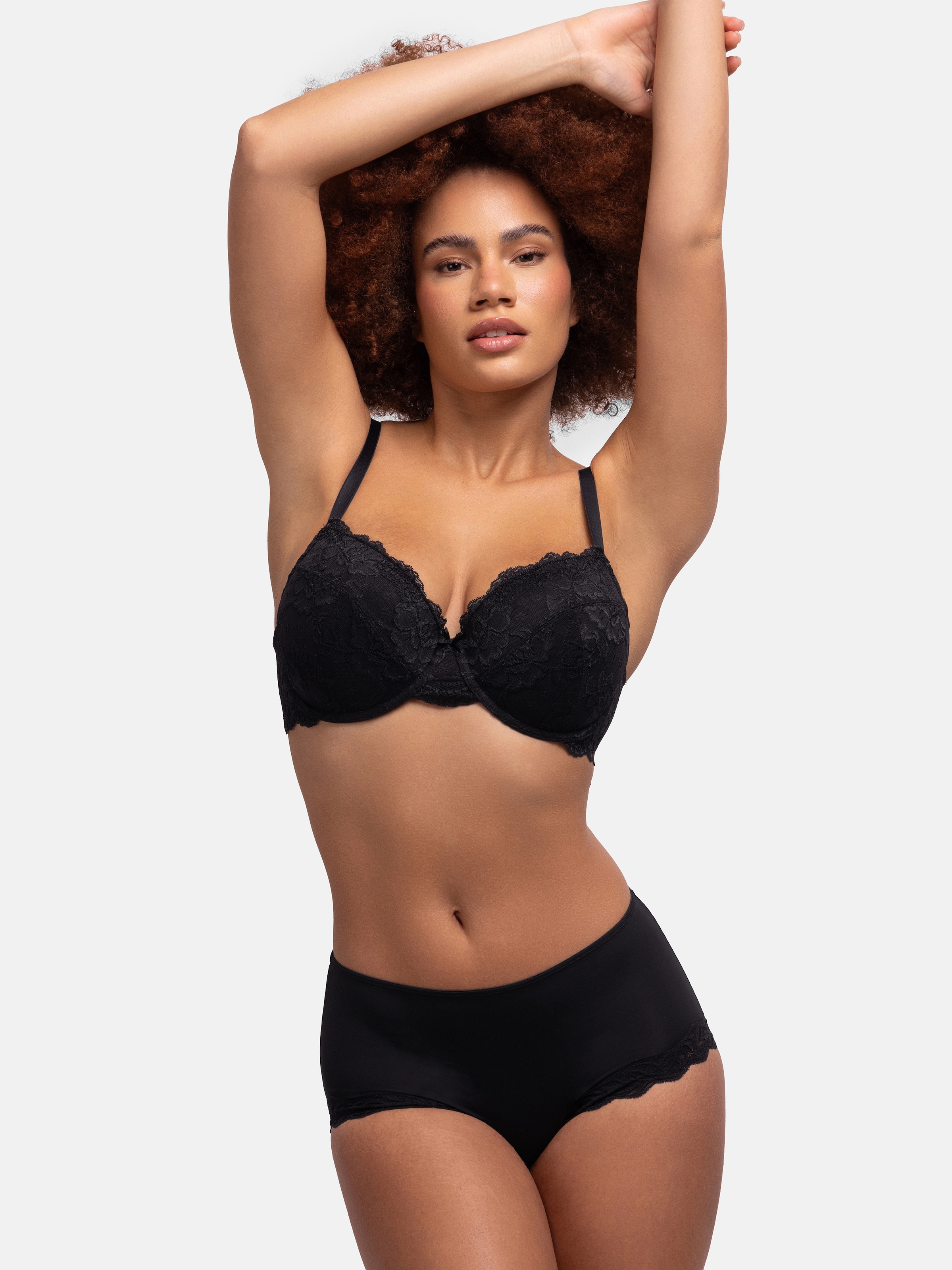 Dorina Bügel-BH »LIANNE«, leicht wattiert, geformte Cups, feminine Blumenspitze
