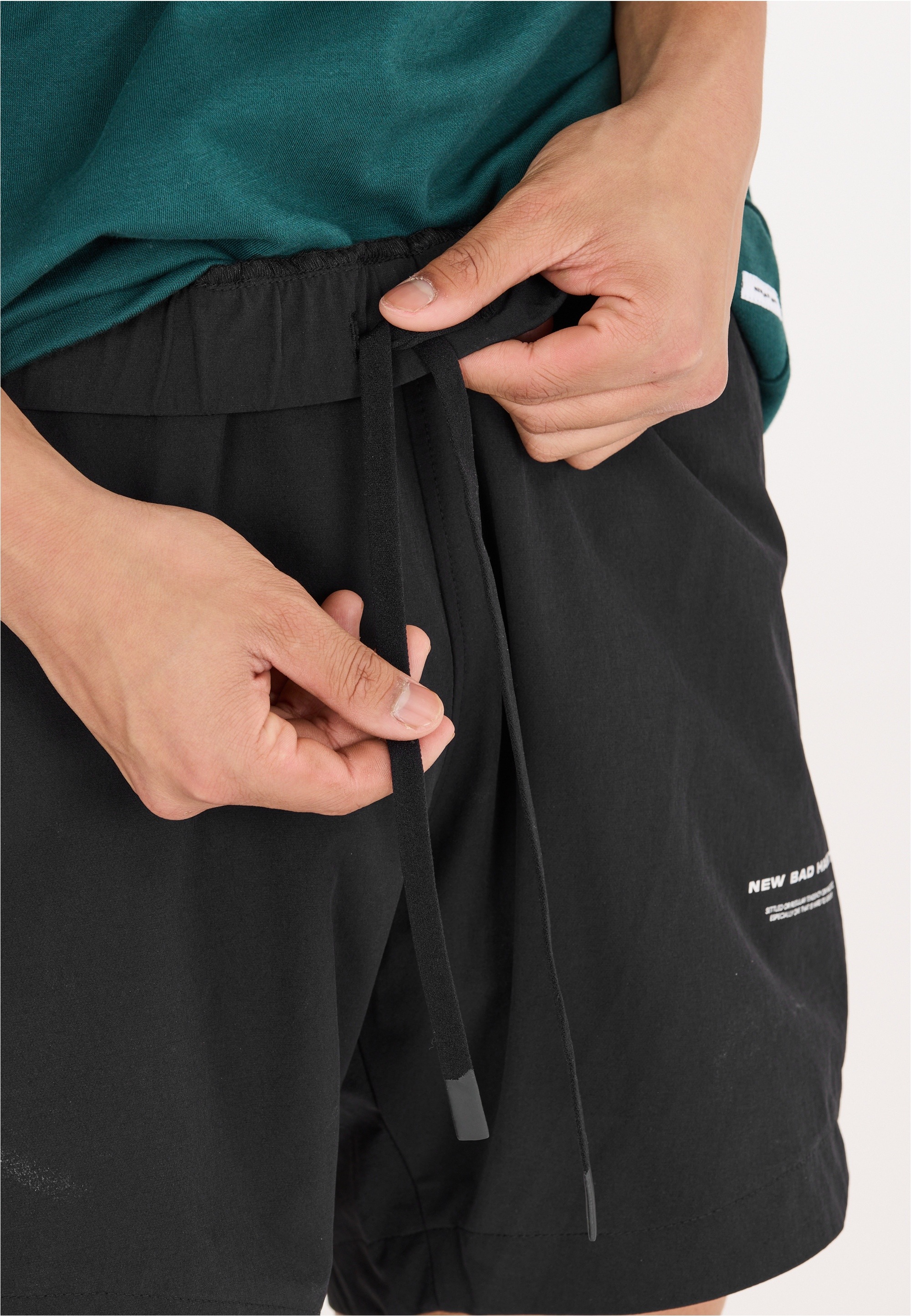 Les'Arcs Shorts »Melaina«, Im minimalistisch-sportlichen Style