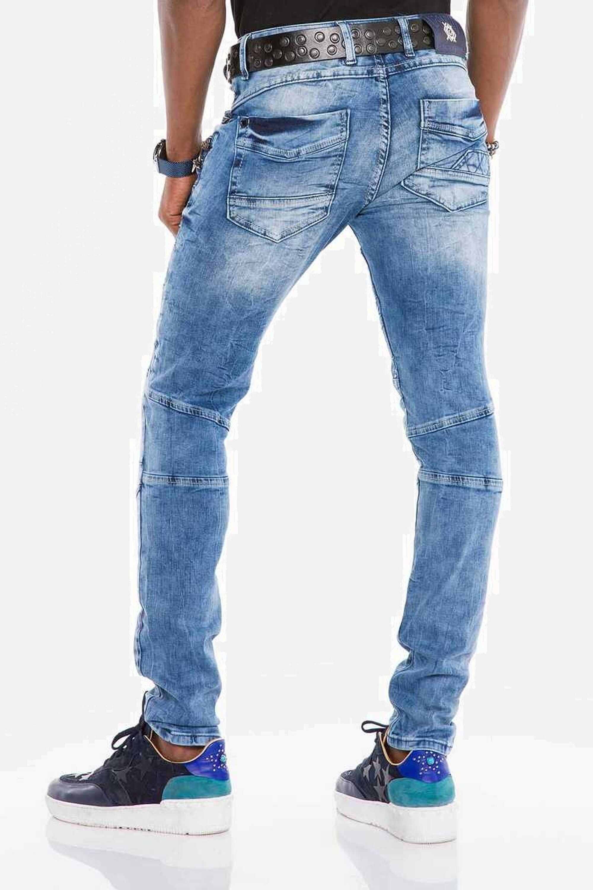 Cipo & Baxx Slim-fit-Jeans »Jeans«, im stylischen Look in Slim Fit, CD-505