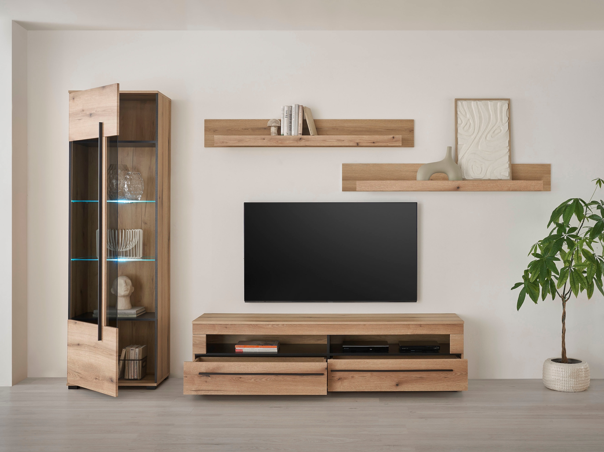 INOSIGN Wohnwand »Cantara, moderne Anbauwand, Wohnzimmer-Set, in Eiche Evoke oder Weiß«, (Set), enthält eine Vitrine, ein Lowboard und zwei Wandboards