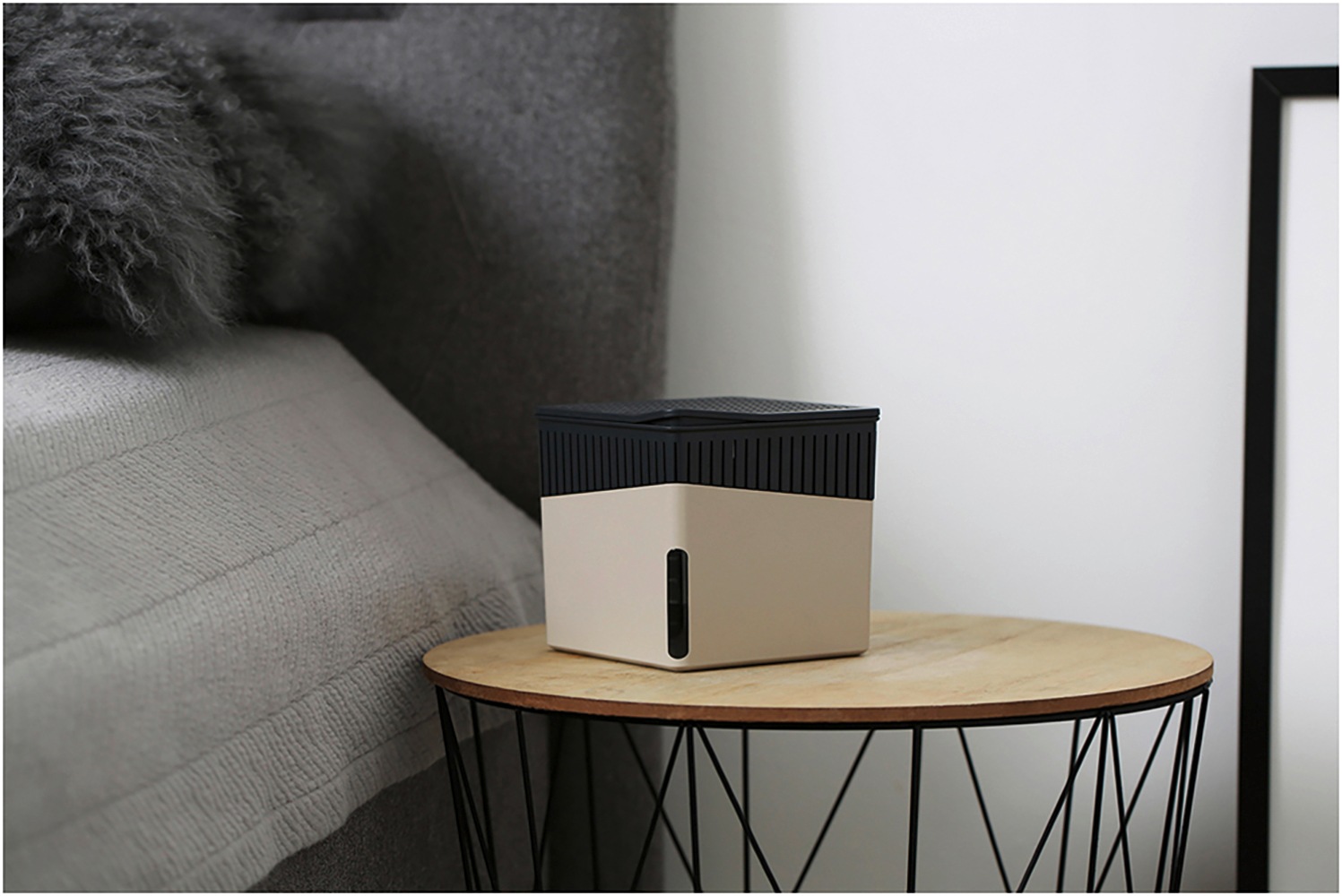WENKO Luftentfeuchter »Modell Cube«, für 40 m³ Räume, Tank 0,8 l, mit 2 x 500 g Entfeuchter-Blöcken