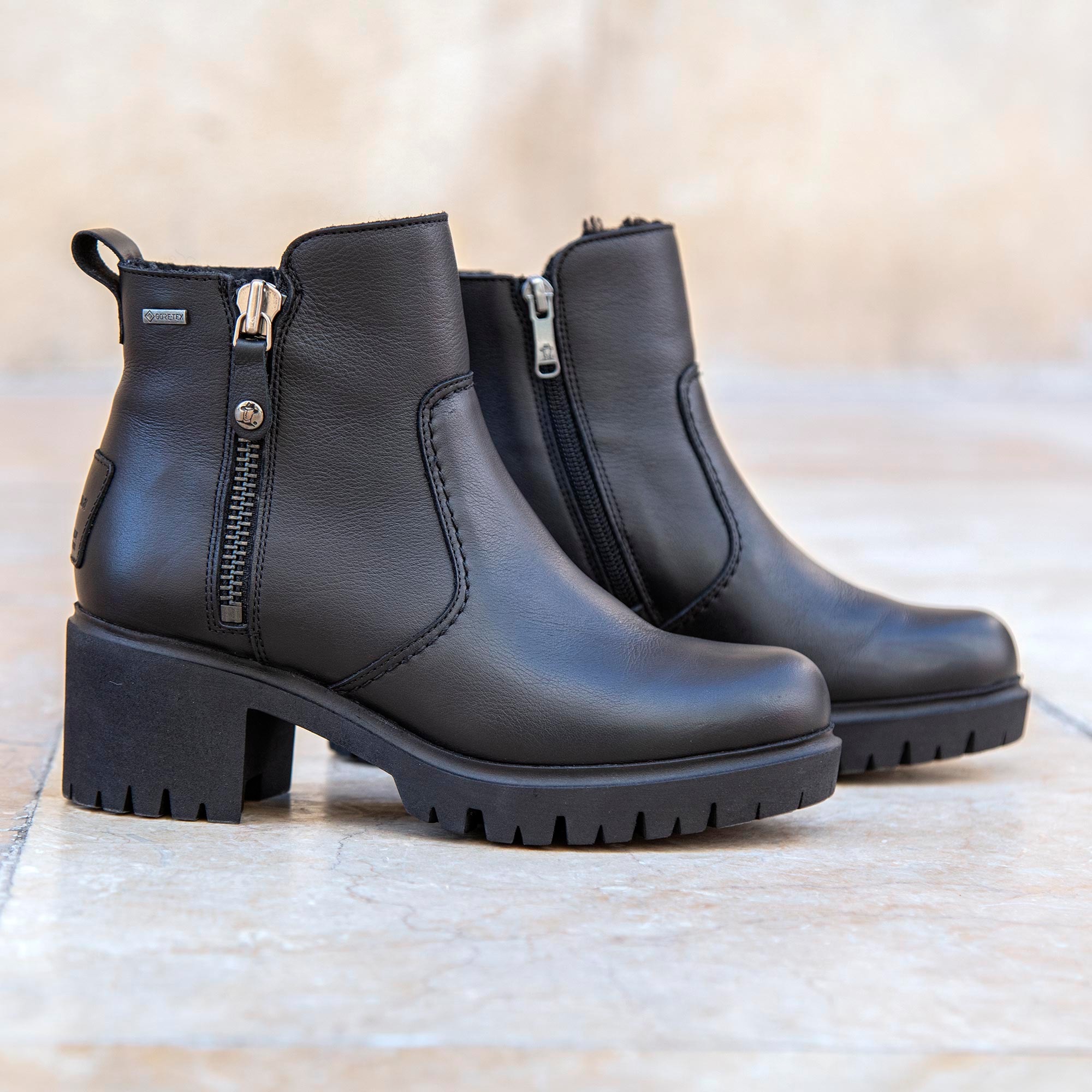Panama Jack Stiefelette »GTX«, Winterboots, Blockabsatz, mit GORE-TEX-Ausstattung