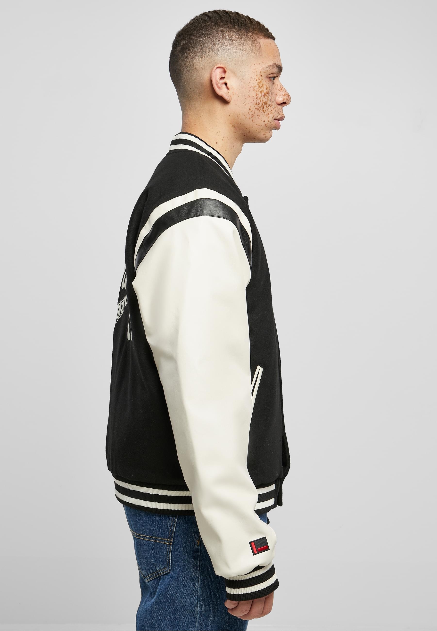 Fubu Allwetterjacke »Fubu Herren FM231-021-1 FUBU Old English Varsity Jacket« 1 Stk. tlg. ohne Kapuze