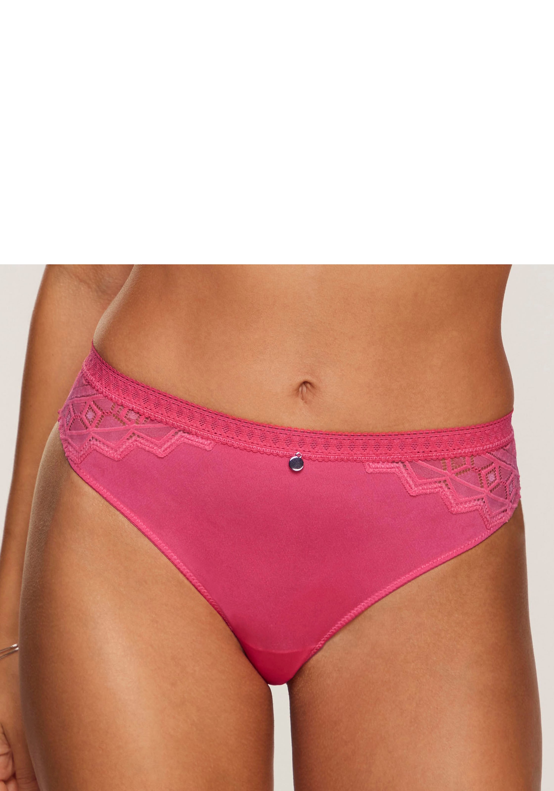 s.Oliver "Romane" mit graphischer Spitze in transparenter Optik günstig online kaufen