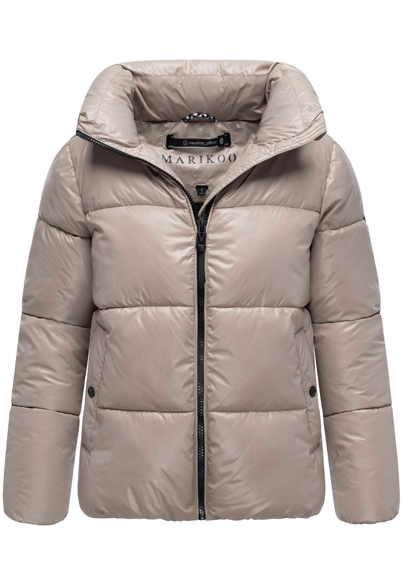 Marikoo Winterjacke »Hazalee«, mit leicht gläzendem Obermaterial und hohem Kragen