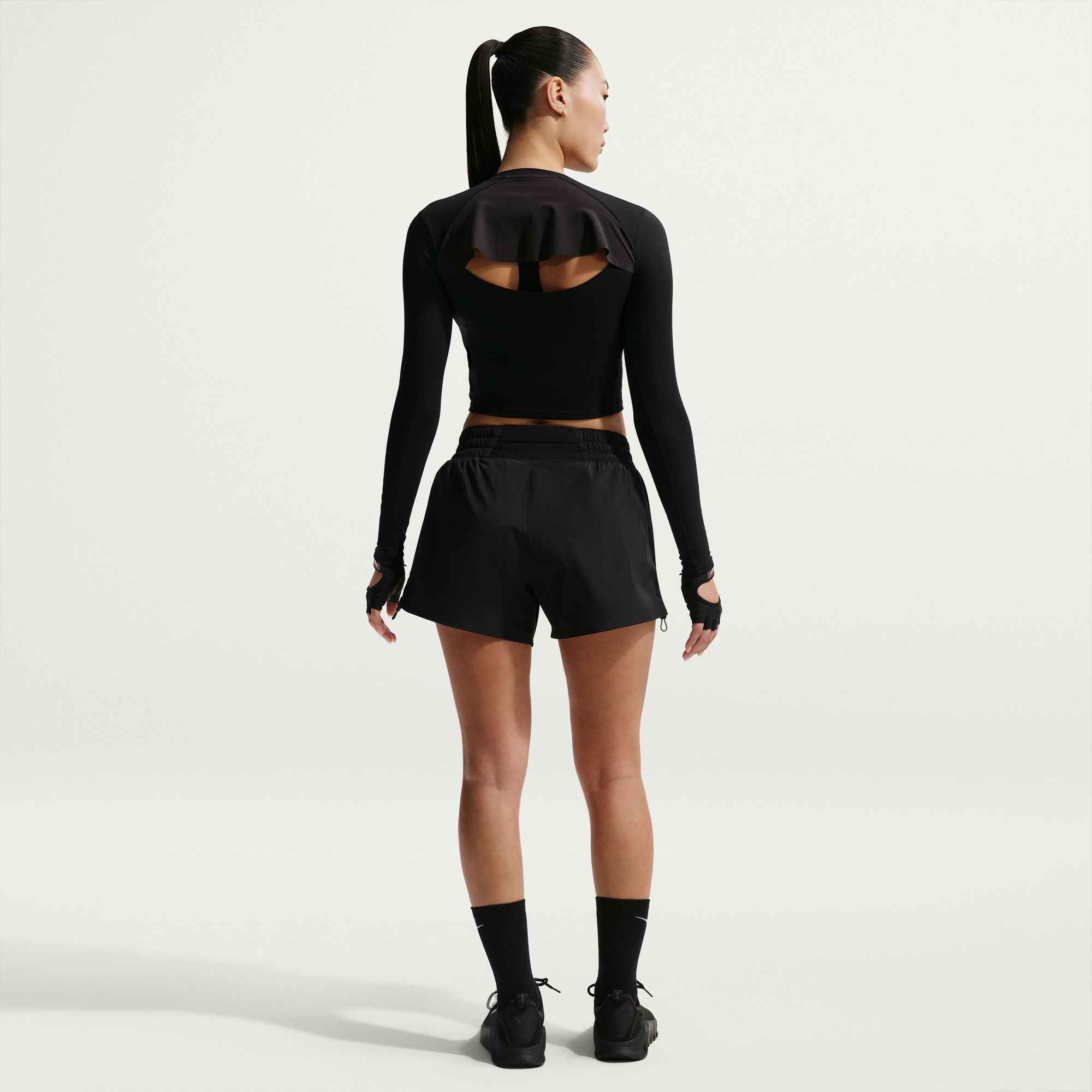 Nike Trainingsshorts »W NK ONE DF HR 5IN SHORT A«  mit Innenslip, aus Polyester und Elasthan
