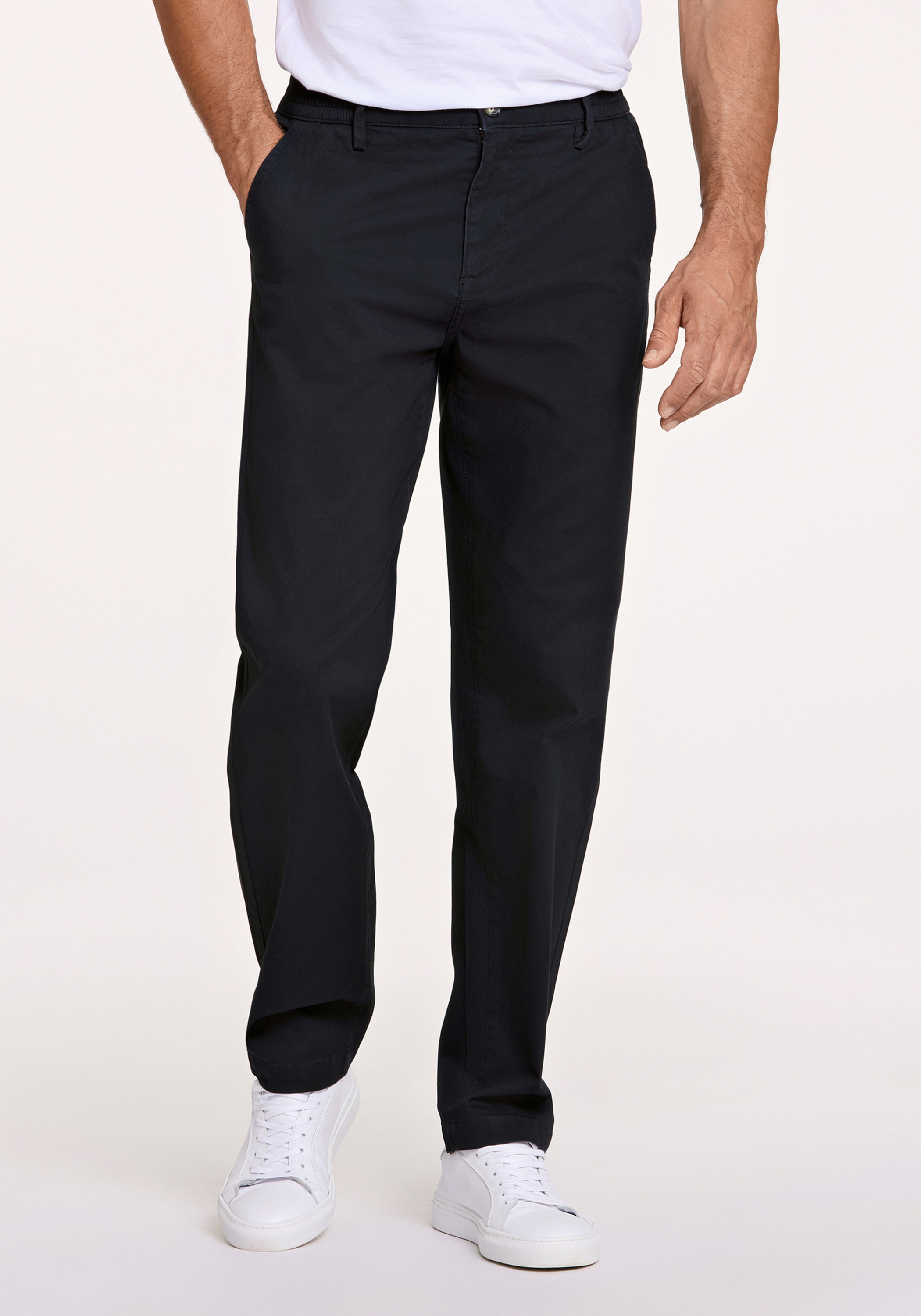 Chinos LINDBERGH "Chino Relaxed Fit", Herren, Gr. XL, schwarz, Obermaterial: 98% Baumwolle, 2% Elasthan, unifarben, relaxed fit, Hosen