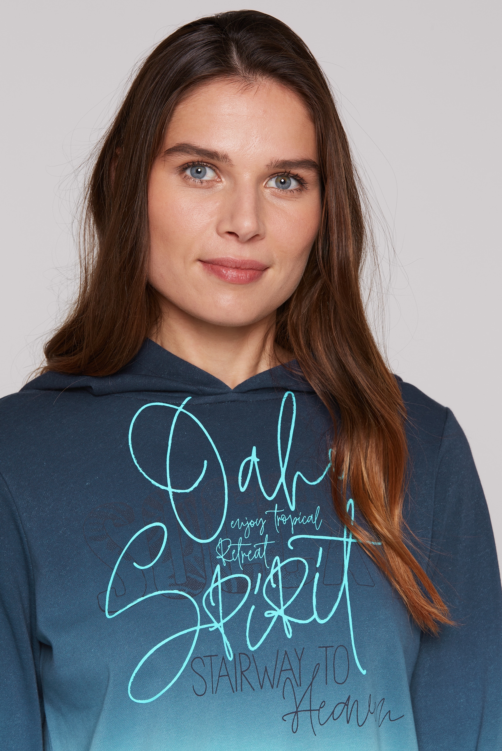 SOCCX Kapuzensweatshirt, mit Farbverlauf