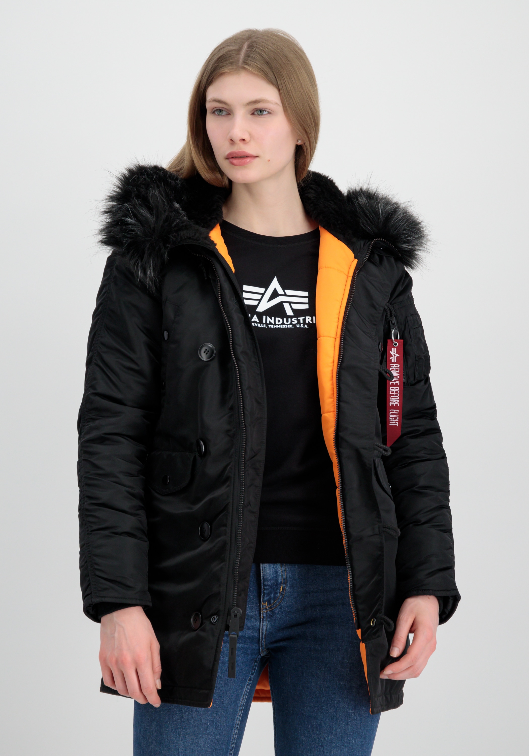 Spannende Alpha Industries Damen Winterjacke Ebenbild