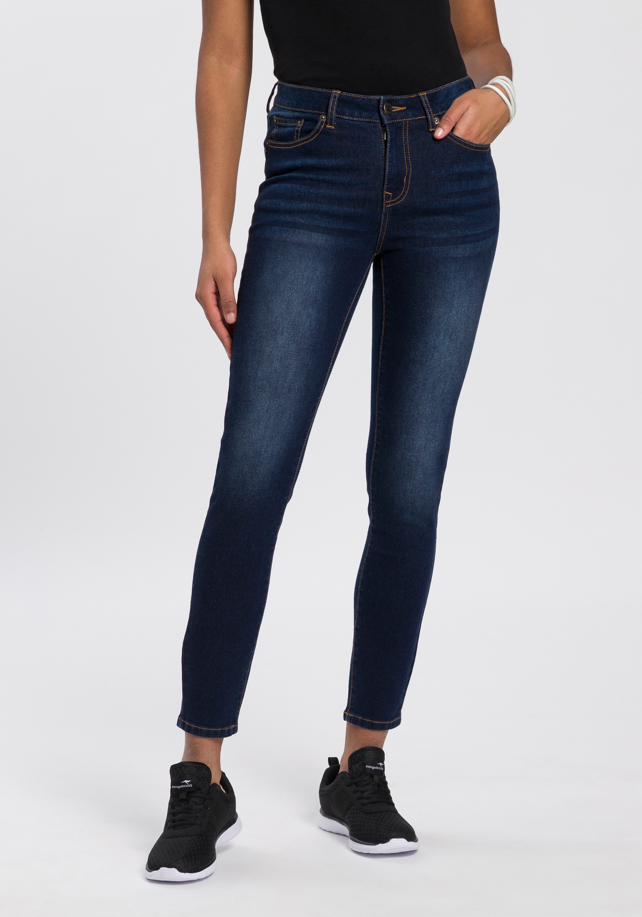 KangaROOS Slim-fit-Jeans "CROPPED HIGH WAIST SLIM FIT", schmale Passform, Röhrenjeans, trendige Used-Waschung