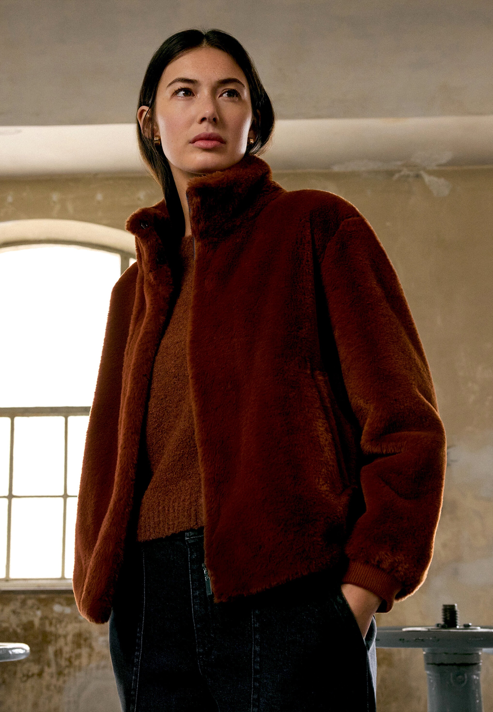 Betty&Co Fellimitatjacke »Damen mit Taschen«