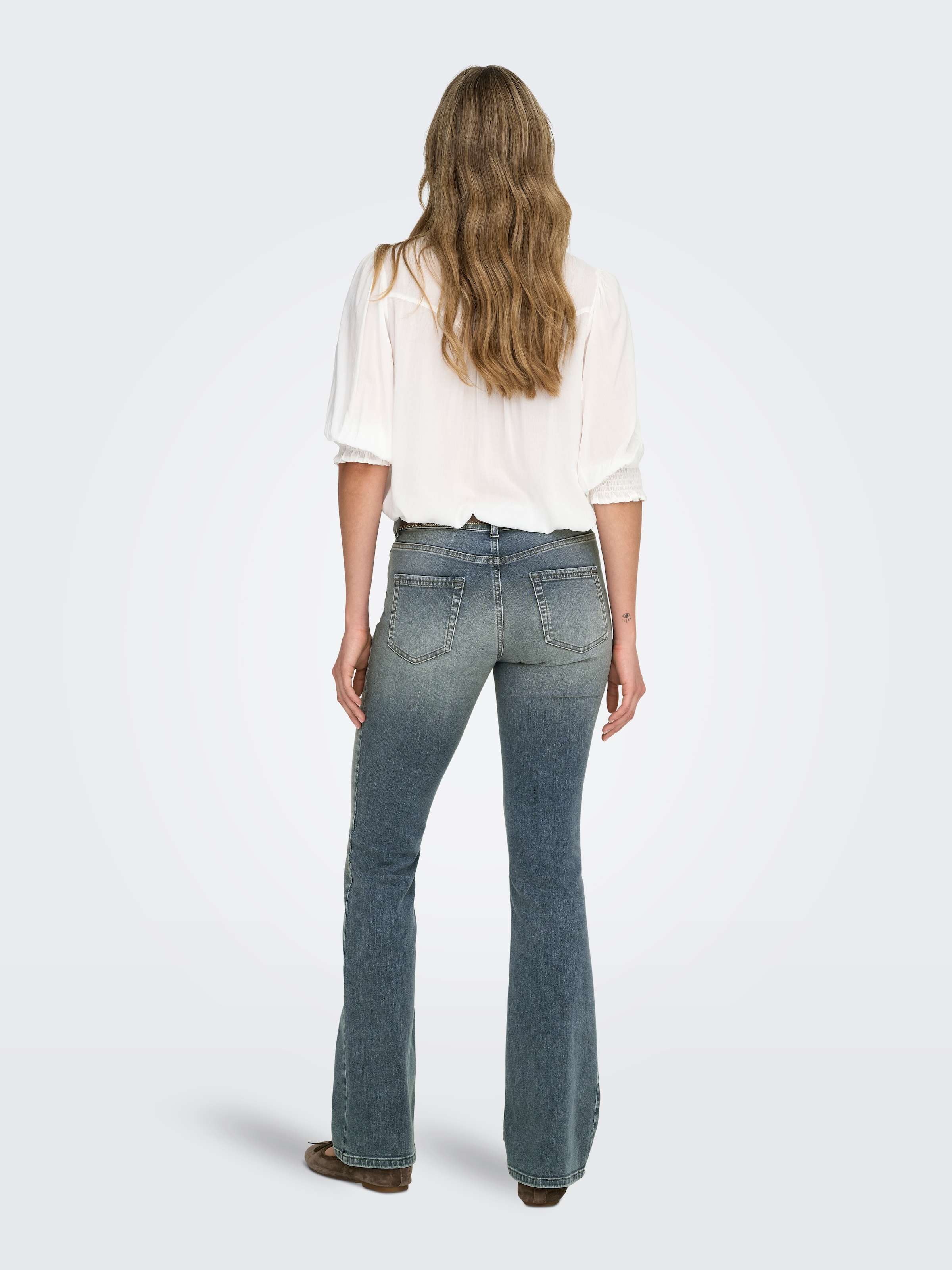 ONLY Bootcut-Jeans »ONLBLUSH MID FLARED DNM REA570«