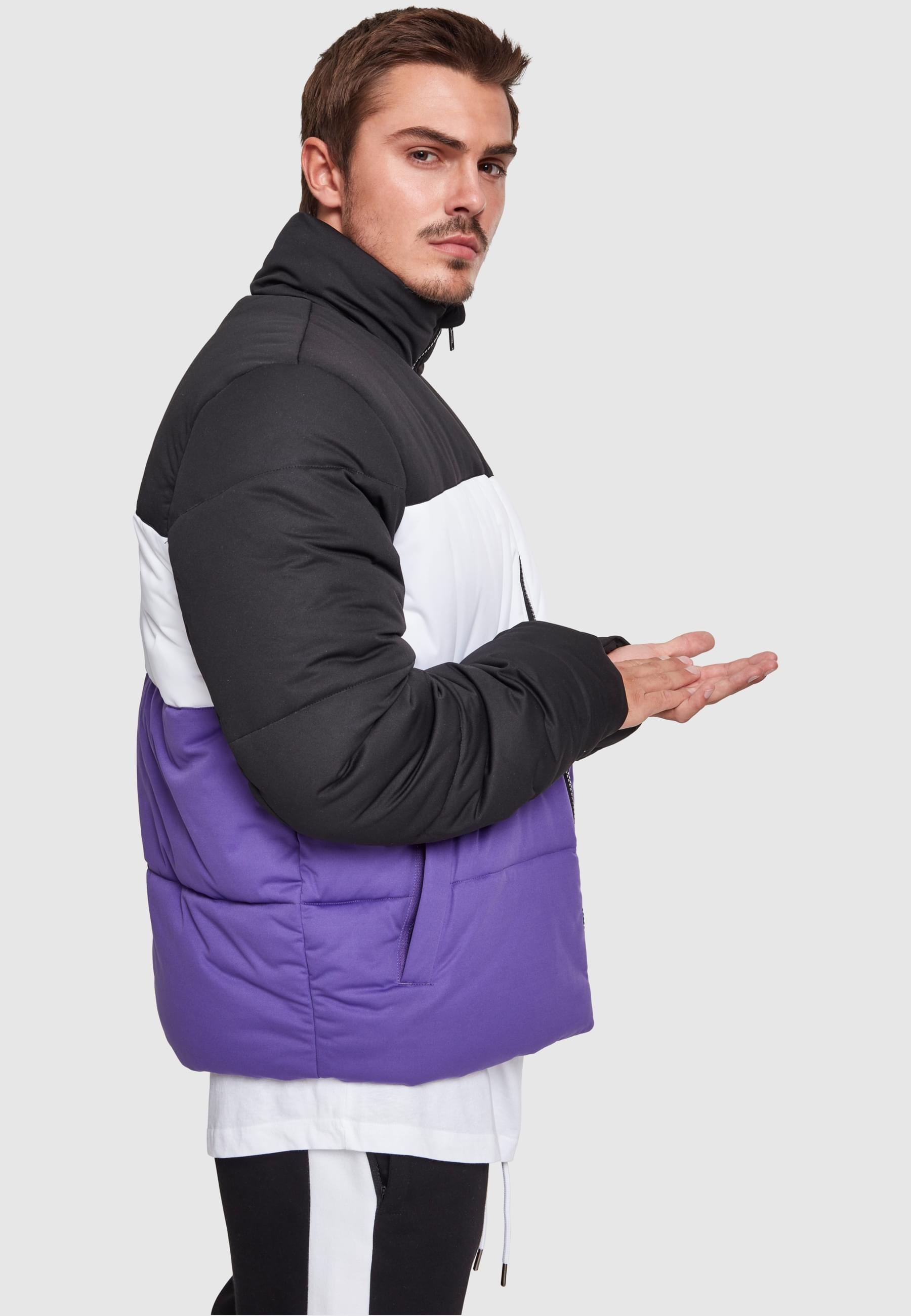 URBAN CLASSICS Winterjacke »Urban Classics Herren 3-Tone Boxy Puffer Jacket«, (1 St.), ohne Kapuze