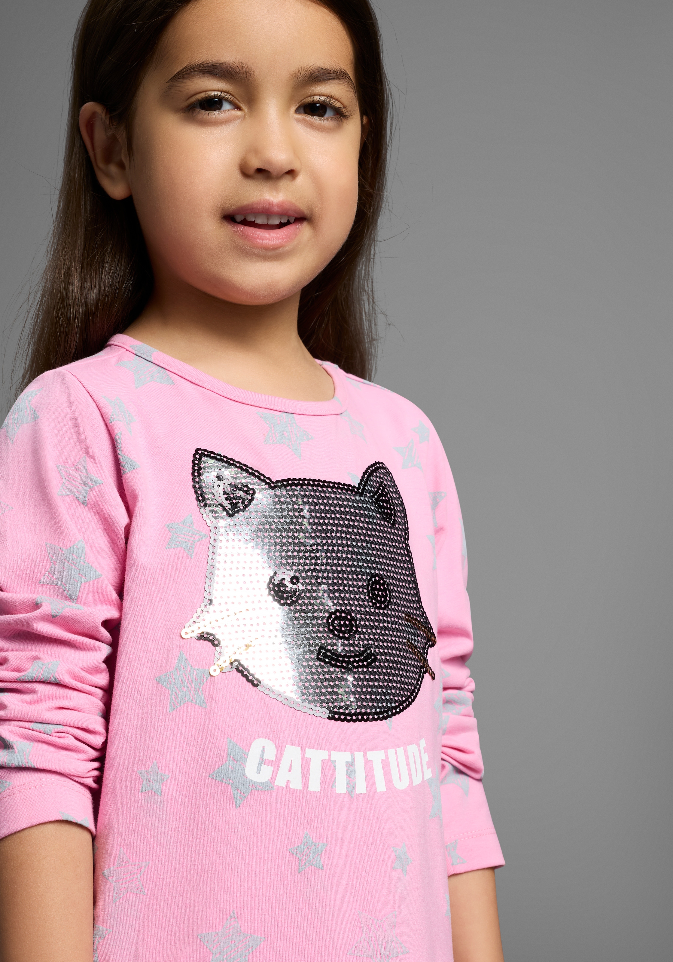 KIDSWORLD Jerseykleid »Kleid mit Pailletten«, Shirtkleid mit süßer Paillettenapplikation