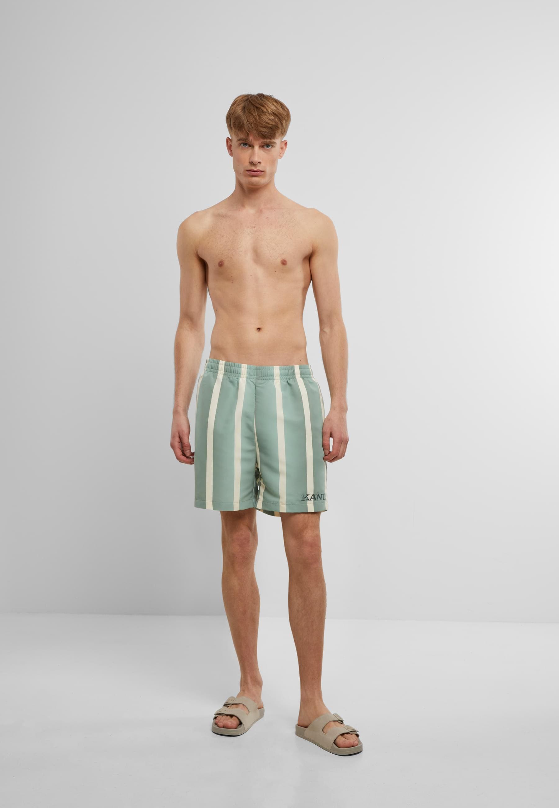 Karl Kani Shorts »Karl Kani Retro Gradient Stripes Board Shorts«, (1 tlg.)