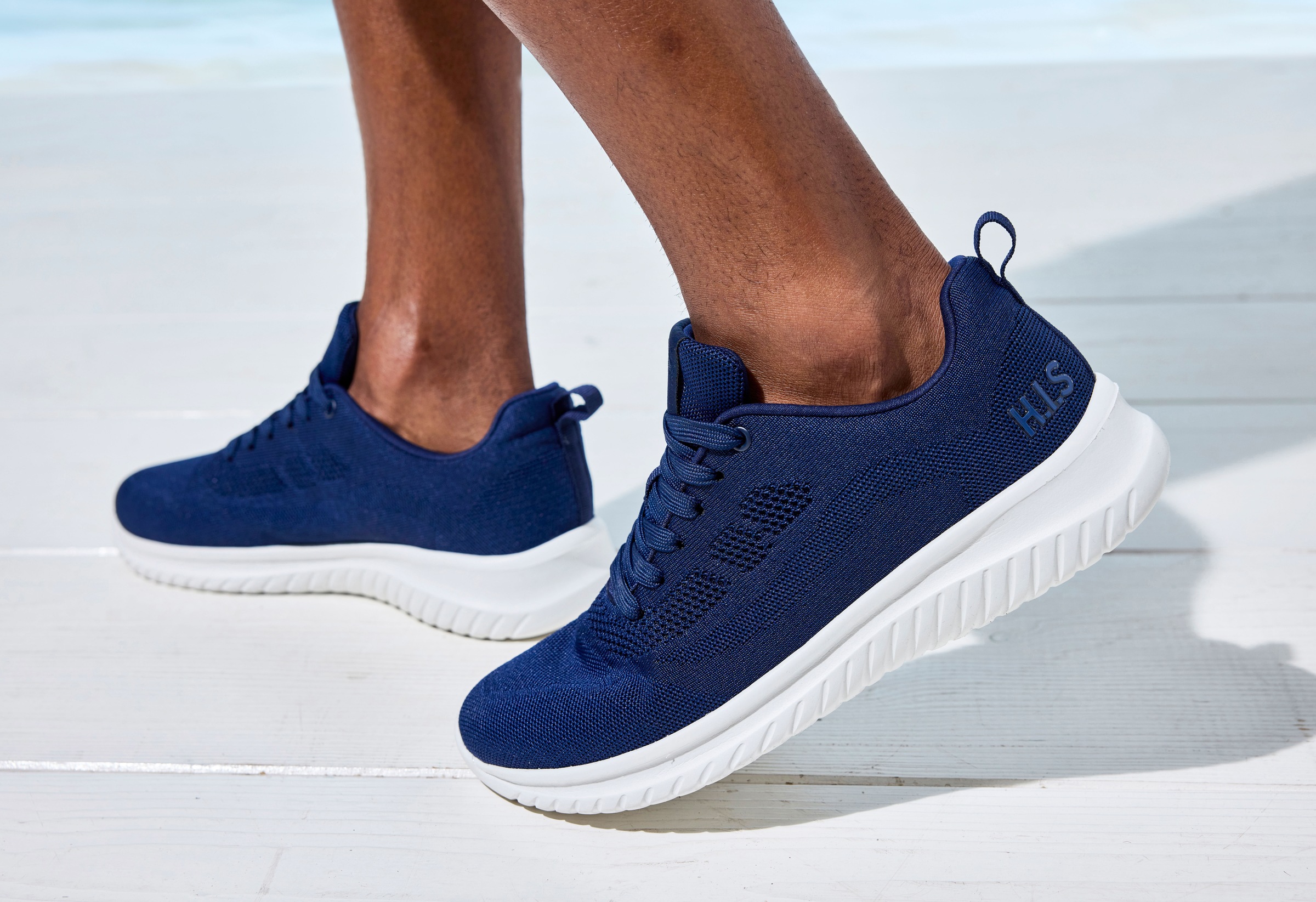 H.I.S Sneaker »Schnürschuh, Halbschuh, Freizeitschuh, Schnürhalbschuh«  NEU Turnschuh im sportiven Look aus luftigem Mesh-Material VEGAN
