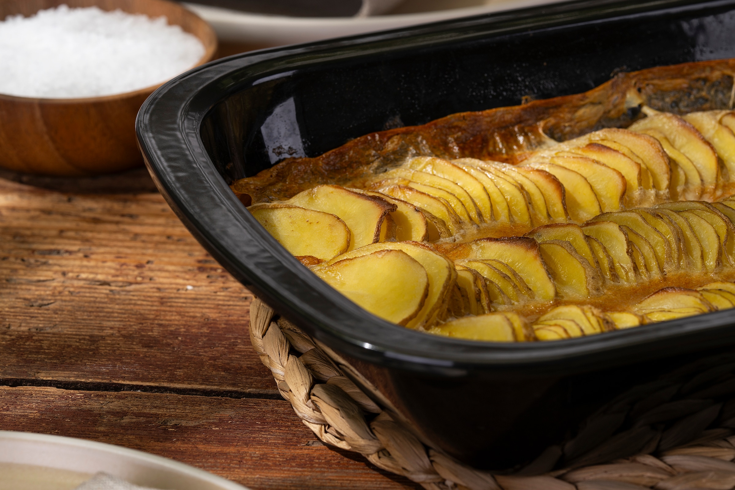 Dr. Oetker Küchenhelfer Auflaufform »Back-Idee Kreativ, aus Emaille« Emaille 1 Stk. tlg. hitzebeständig bis 400°C, schnitt- und kratzfest, induktionsgeeignet