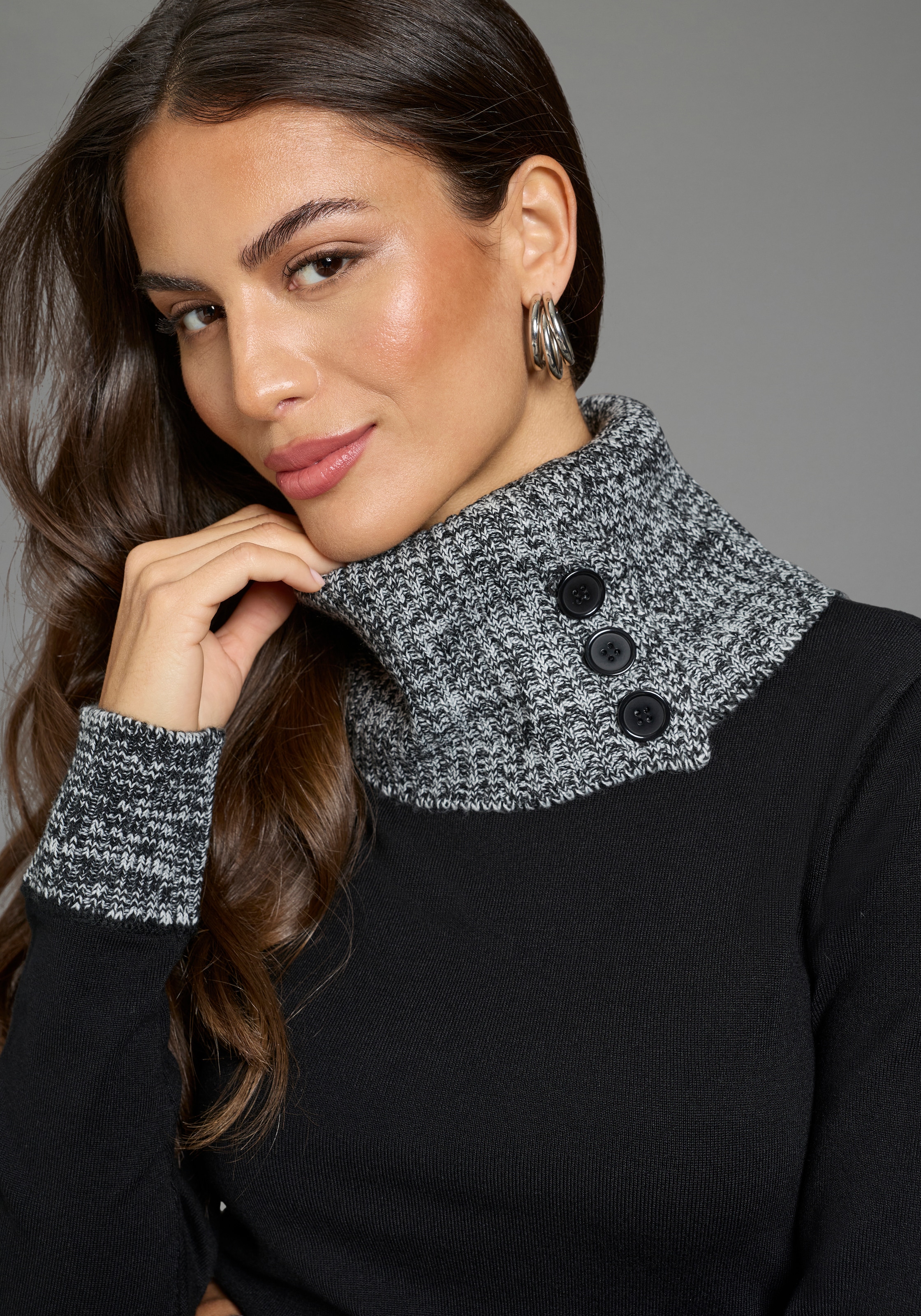Laura Scott Strickkleid »mit Rollkragen, in Mini-Länge« mit figurformendem Design