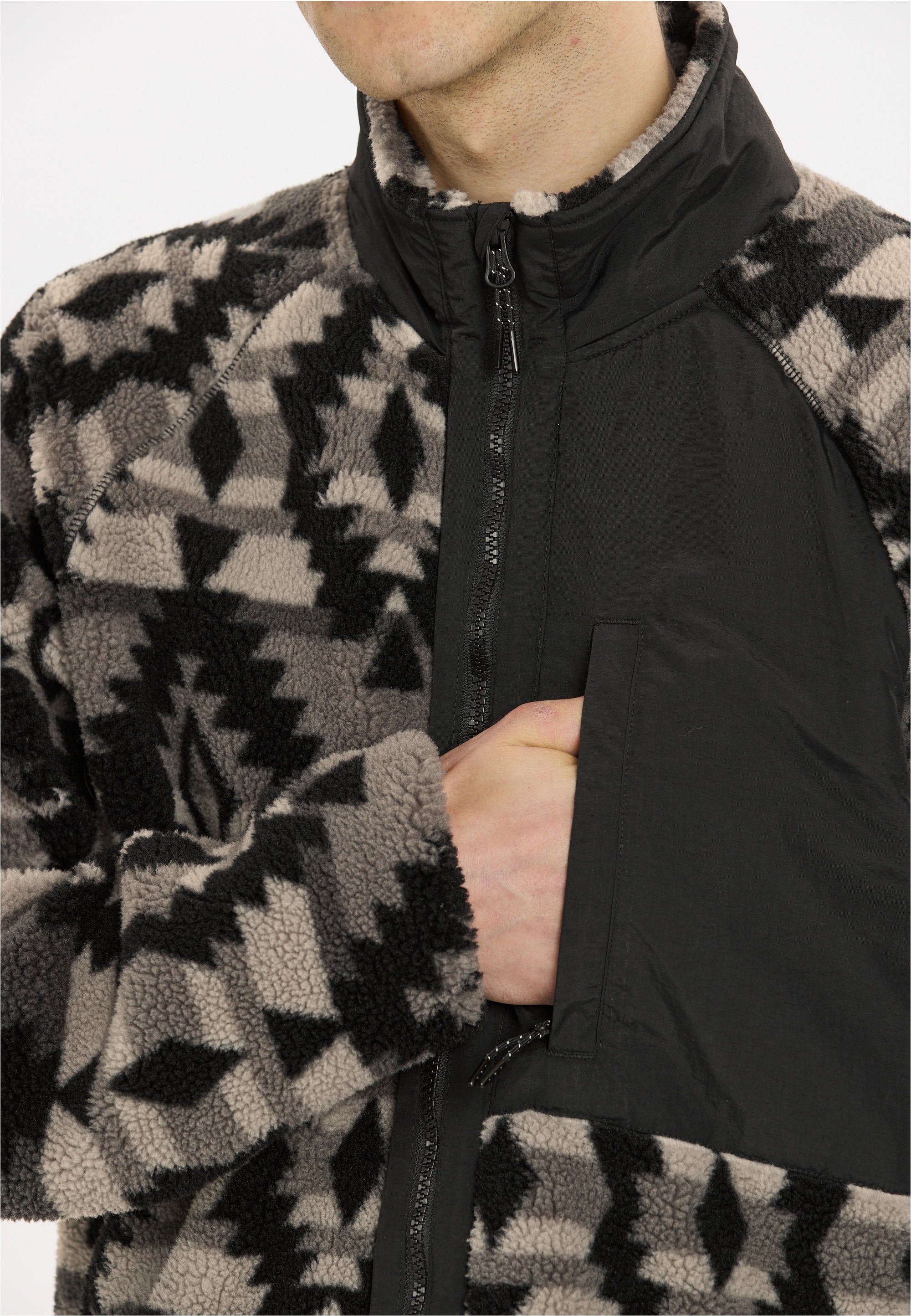 WHISTLER Fleecejacke »Ellison« mit stilvollen Prints