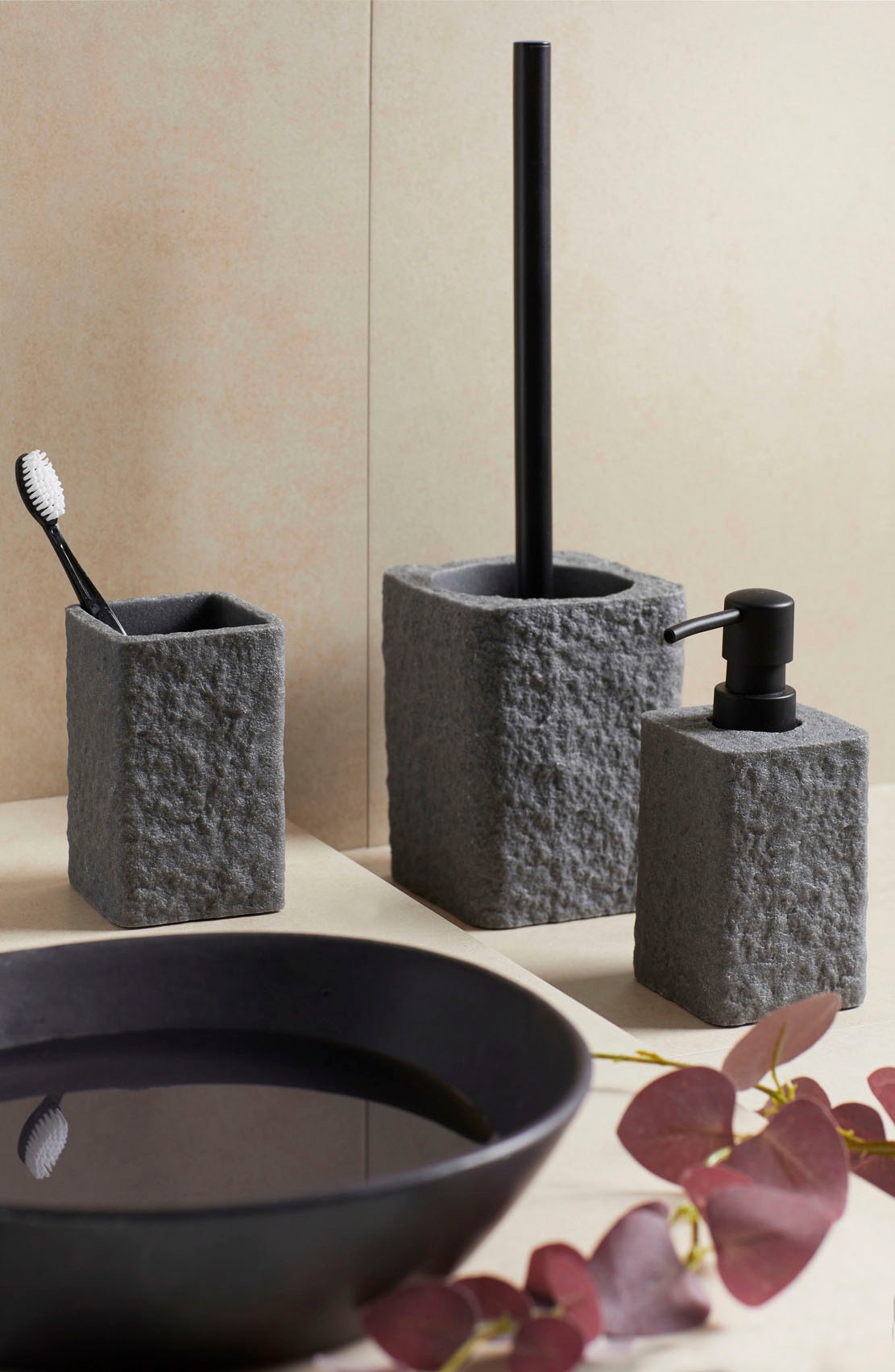 WENKO Seifenspender "Villata" Grau, 300 ml günstig online kaufen