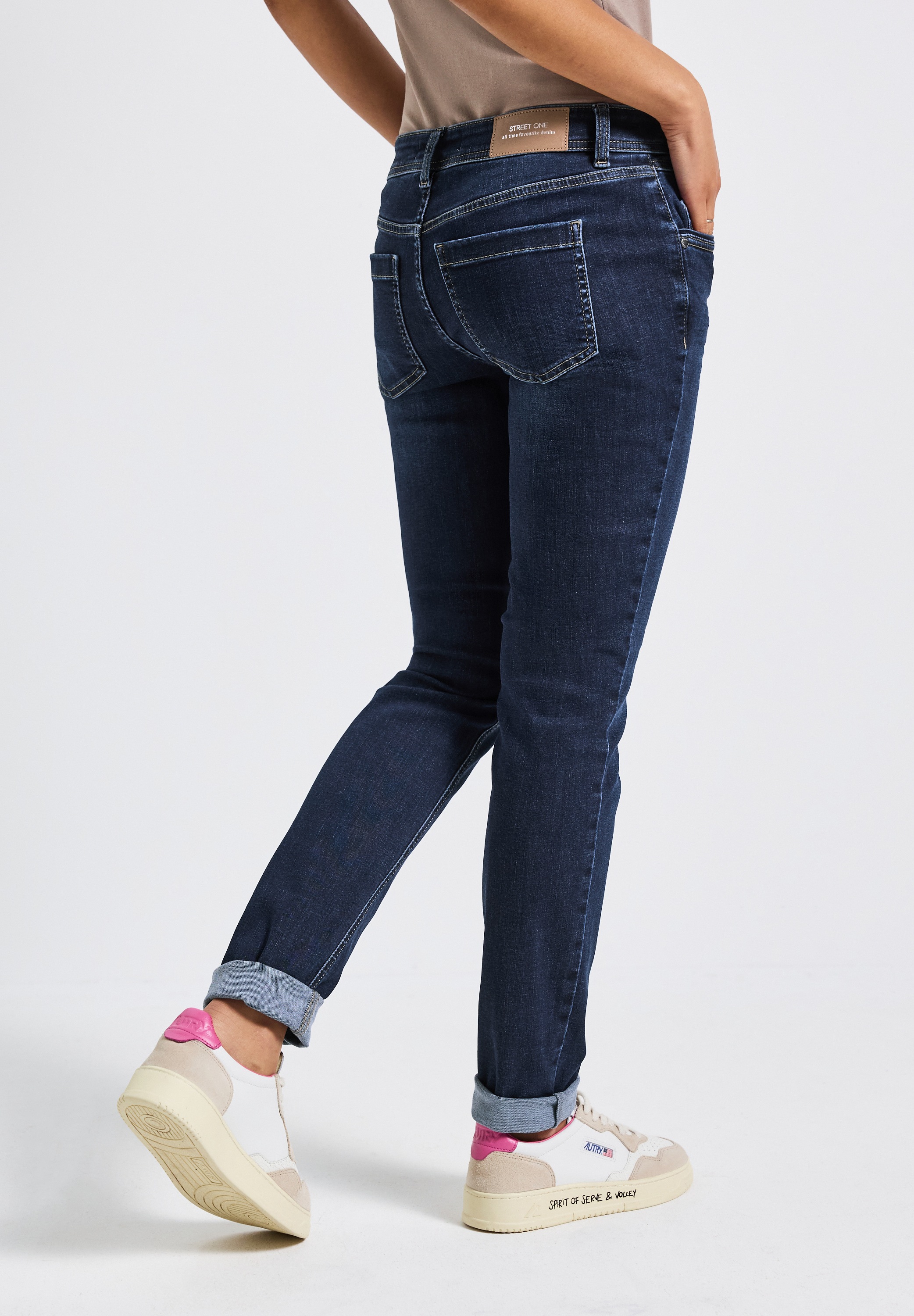 STREET ONE Comfort-fit-Jeans Middle Waist günstig online kaufen