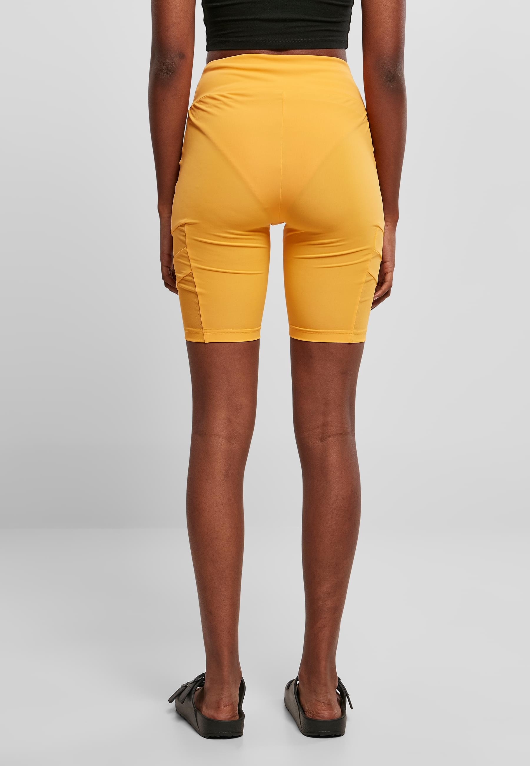 URBAN CLASSICS Stoffhose »Urban Classics Damen Ladies High Waist Tech Mesh Cycle Shorts«, (1 tlg.)