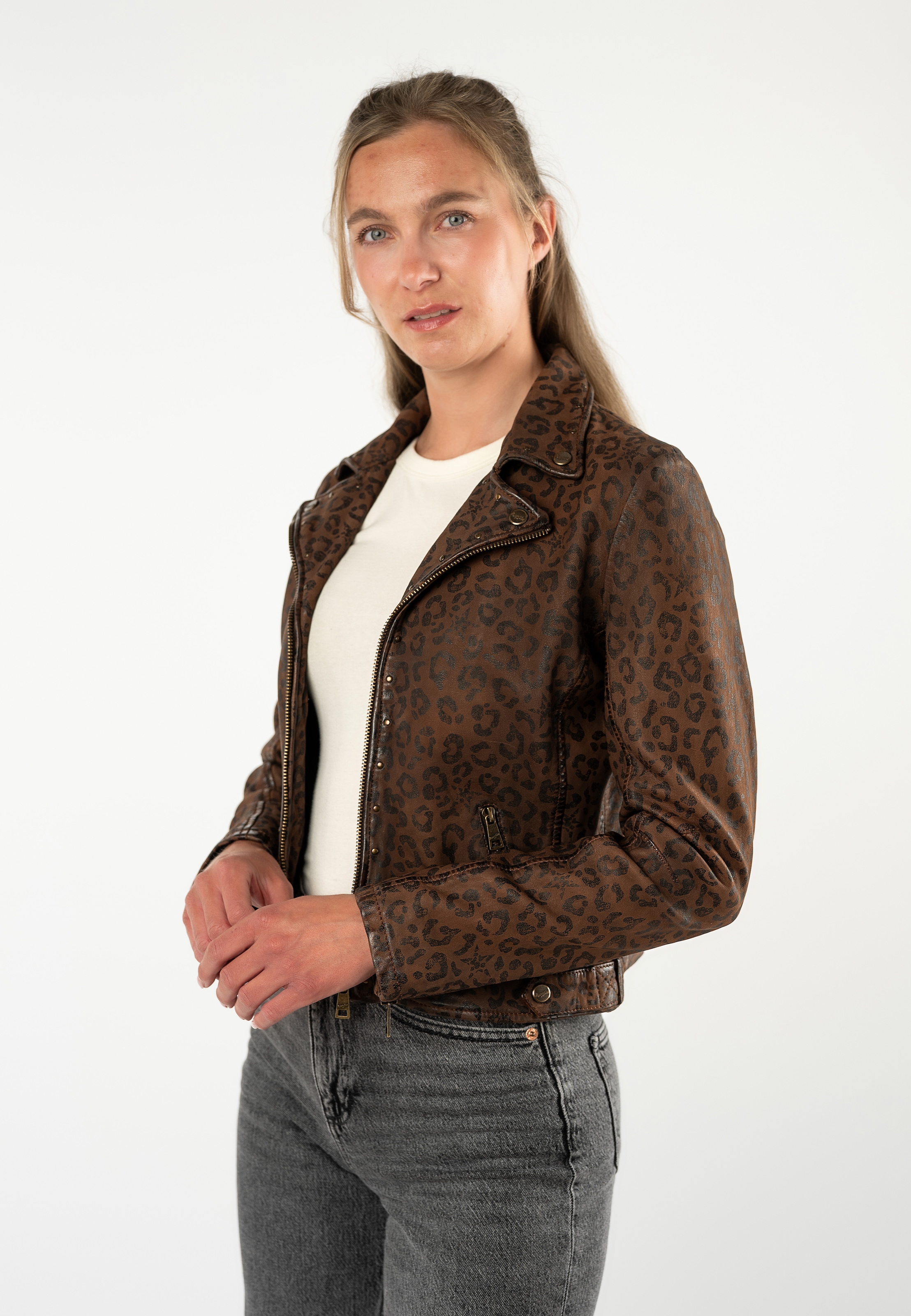 Mauritius Lederjacke »MWNyxa« mit dekorativem Nietenbesatz, Leo-Print
