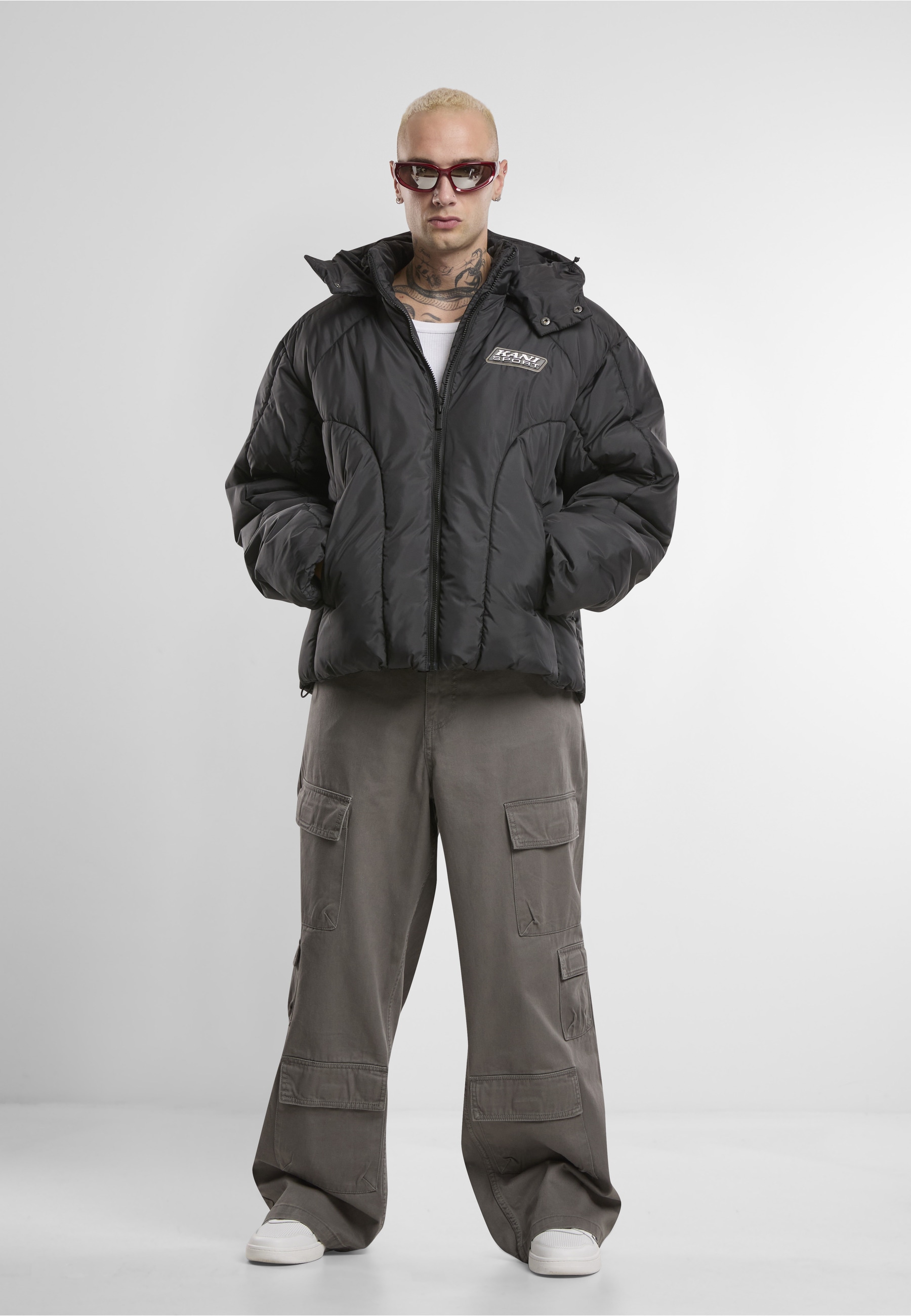 Karl Kani Winterjacke »Karl Kani KK Sport Patch Arctic Puffer Jacket« 1 Stk. tlg. mit Kapuze