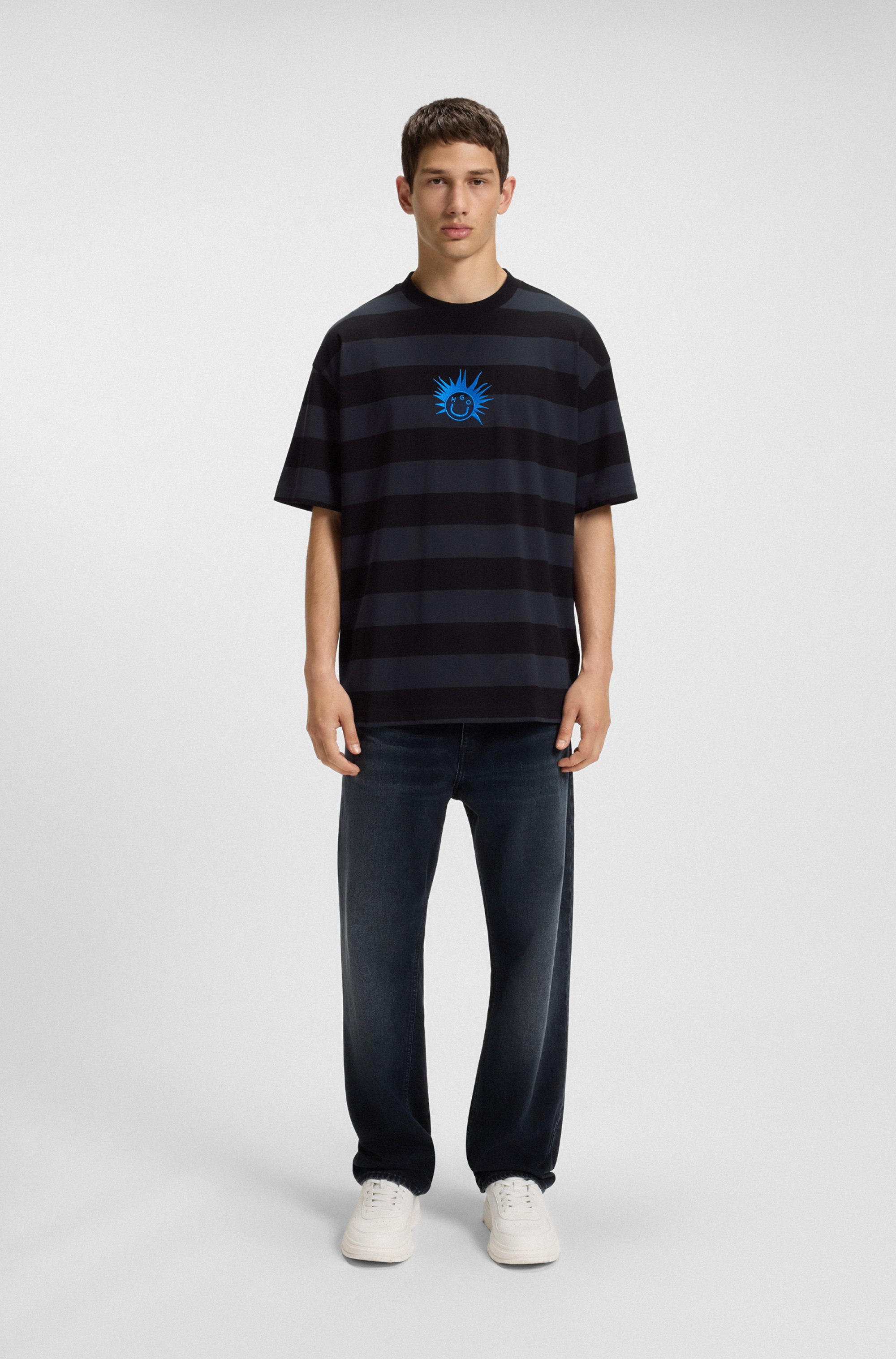 Thumbnail - HUGO Blue T-Shirt "Nisite" regular fit