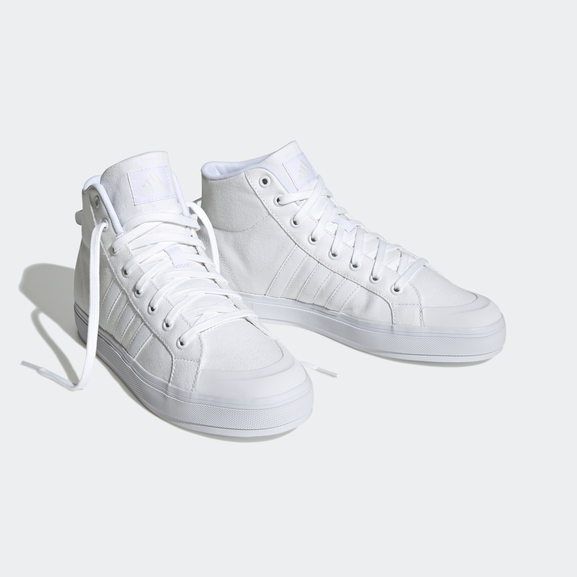 adidas Sportswear Sneaker »BRAVADA 2.0 LIFESTYLE SKATEBOARDING CANVAS MID-CUT«