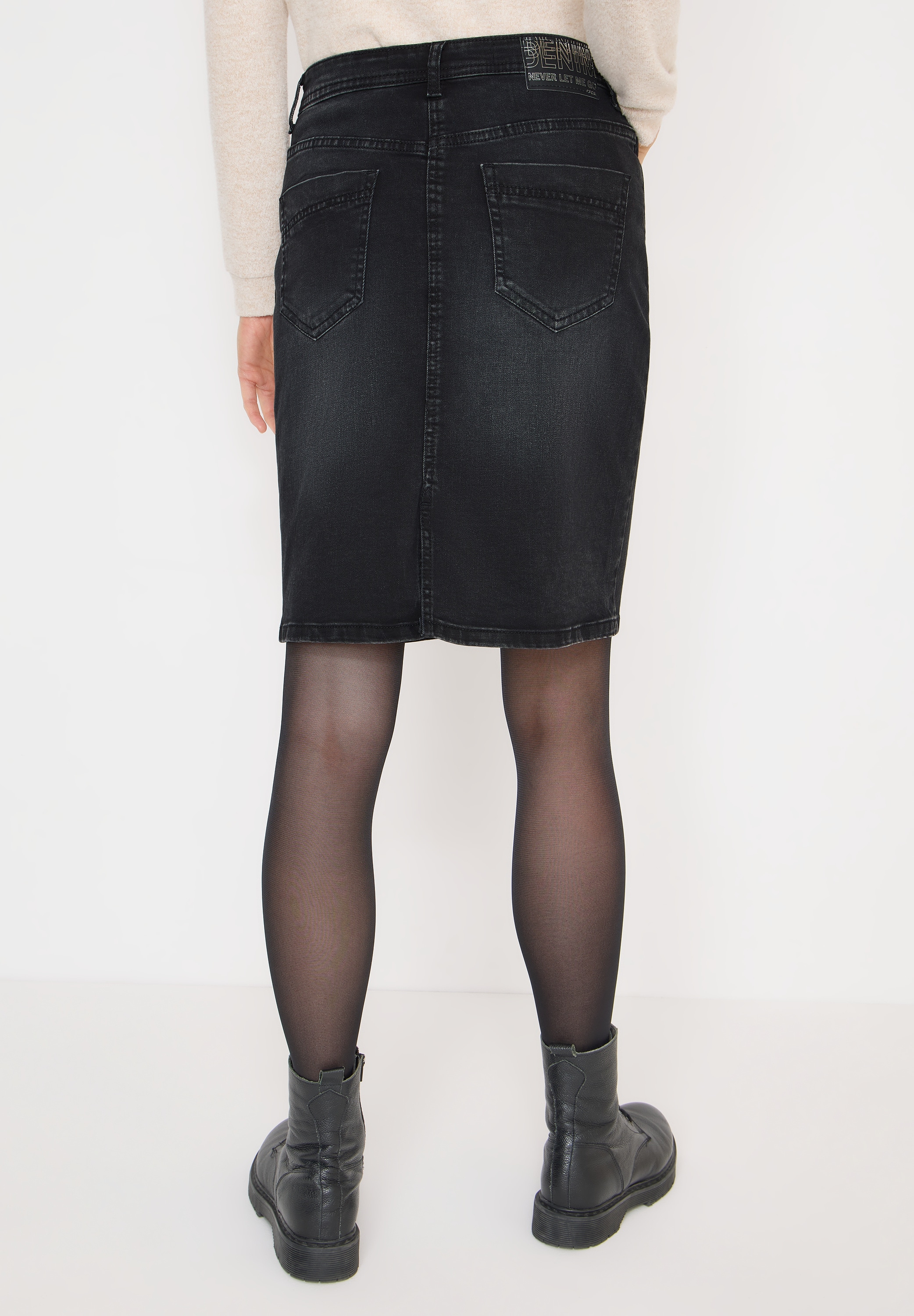 STREET ONE Jeansrock mit dekorativen Nieten