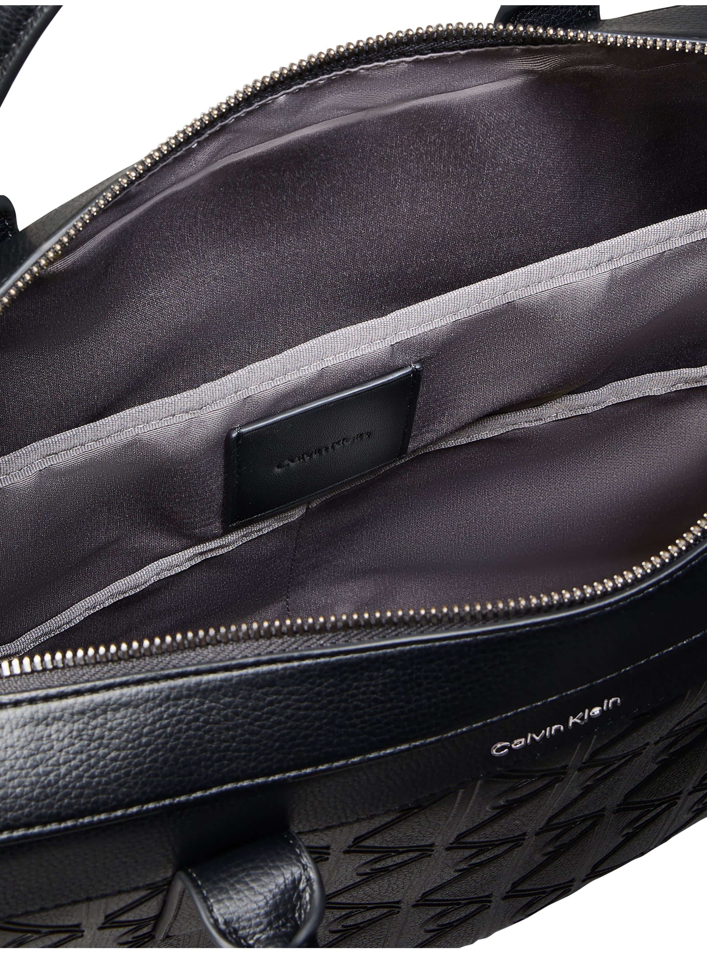 Calvin Klein Aktentasche »EMBLEM AOP DEBOSS COMMUTER« Unisex Businesstasche, Laptoptasche mit abnehmbarem Schulterriemen