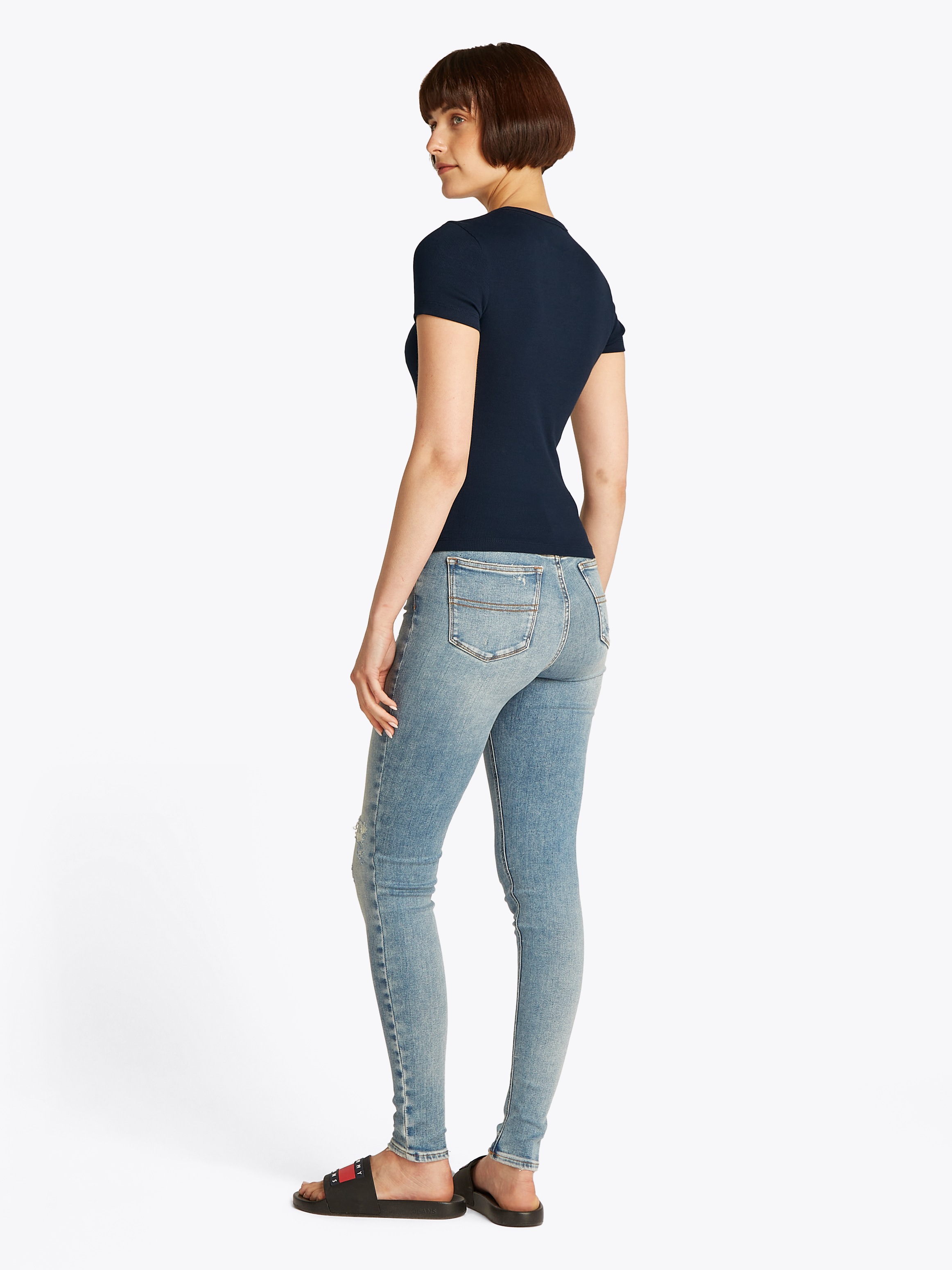 Tommy Jeans T-Shirt »TJW SLIM BADGE RIB TEE«, in Rippoptik