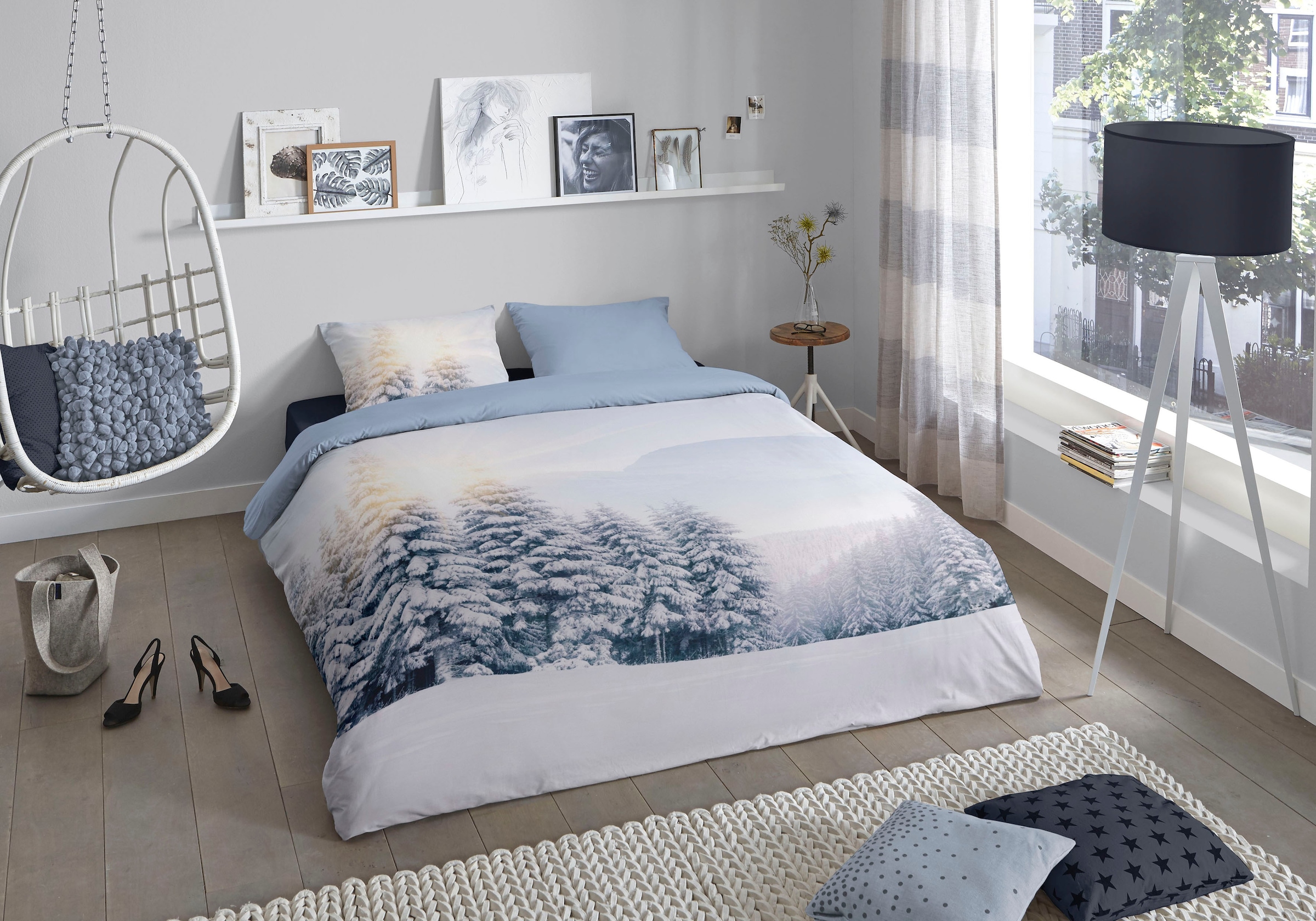 PURE luxury collection Wendebettwäsche »Winter View«, Mikrofaser, 135x200, Pflegeleicht, Reißverschluss, Wendeoptik, Winter