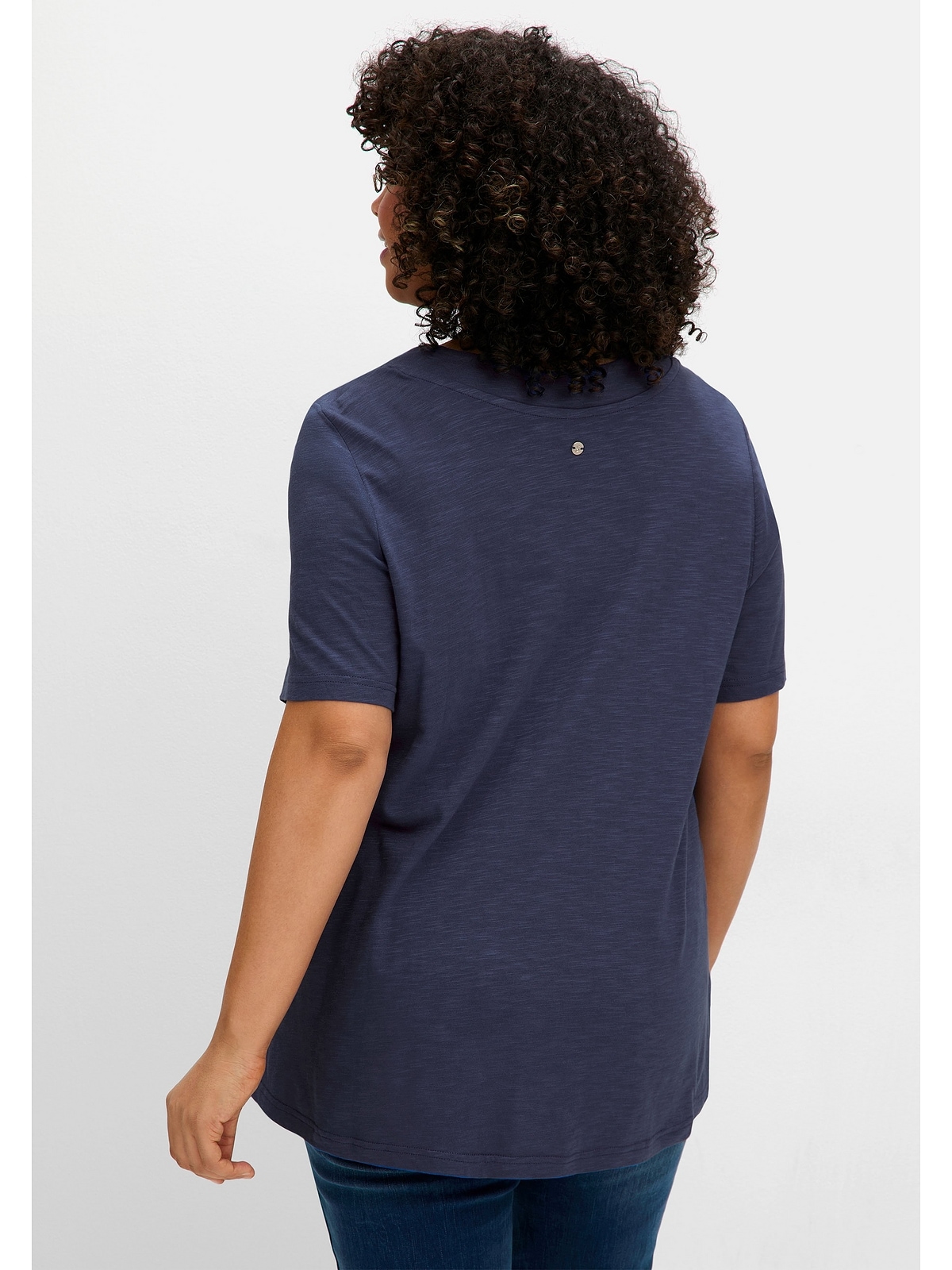 Sheego T-Shirt »Große Größen«, in A-Linie, mit V-Ausschnitt und Kellerfalte