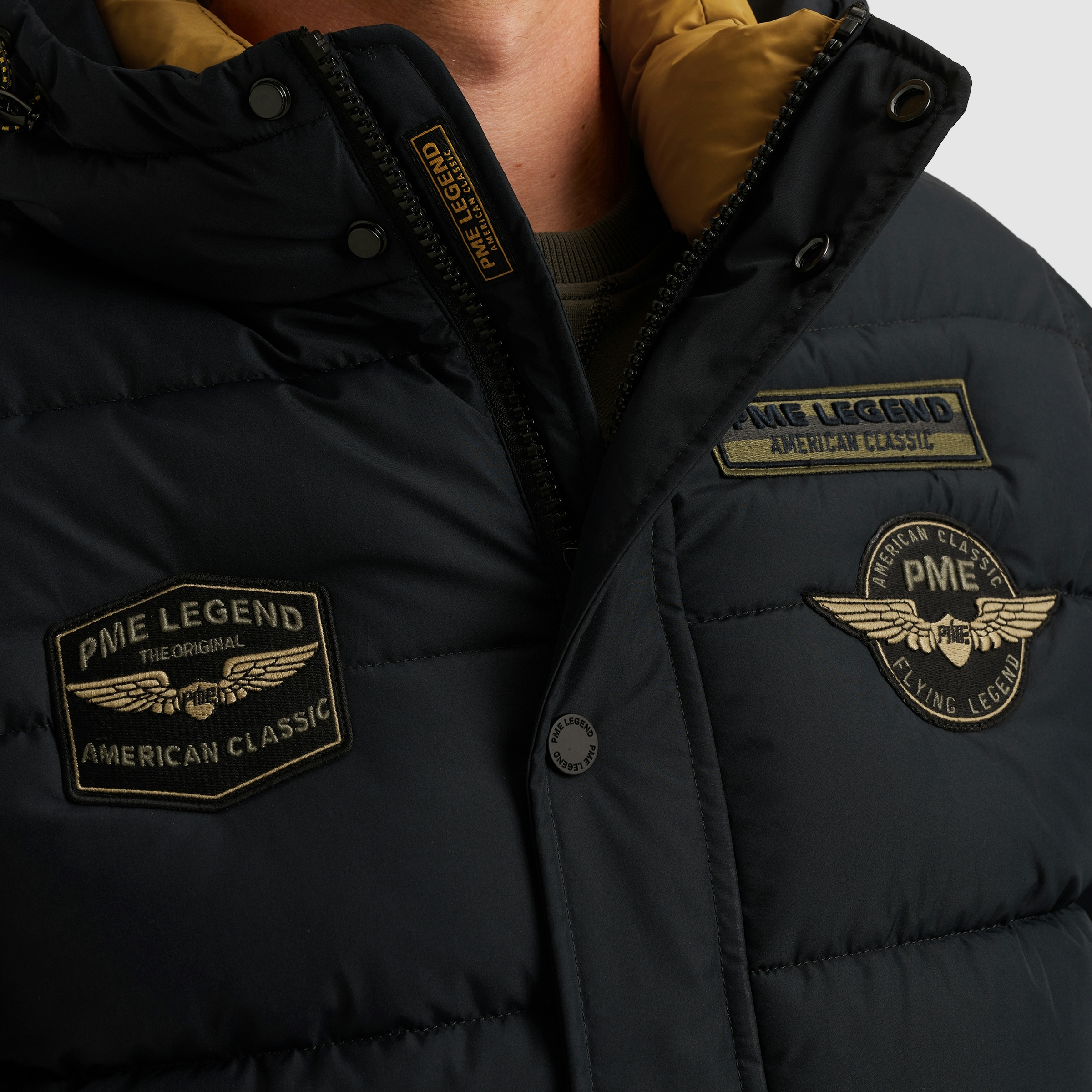 PME LEGEND Steppjacke mit Kapuze mit Kapuze und Logo-Badges